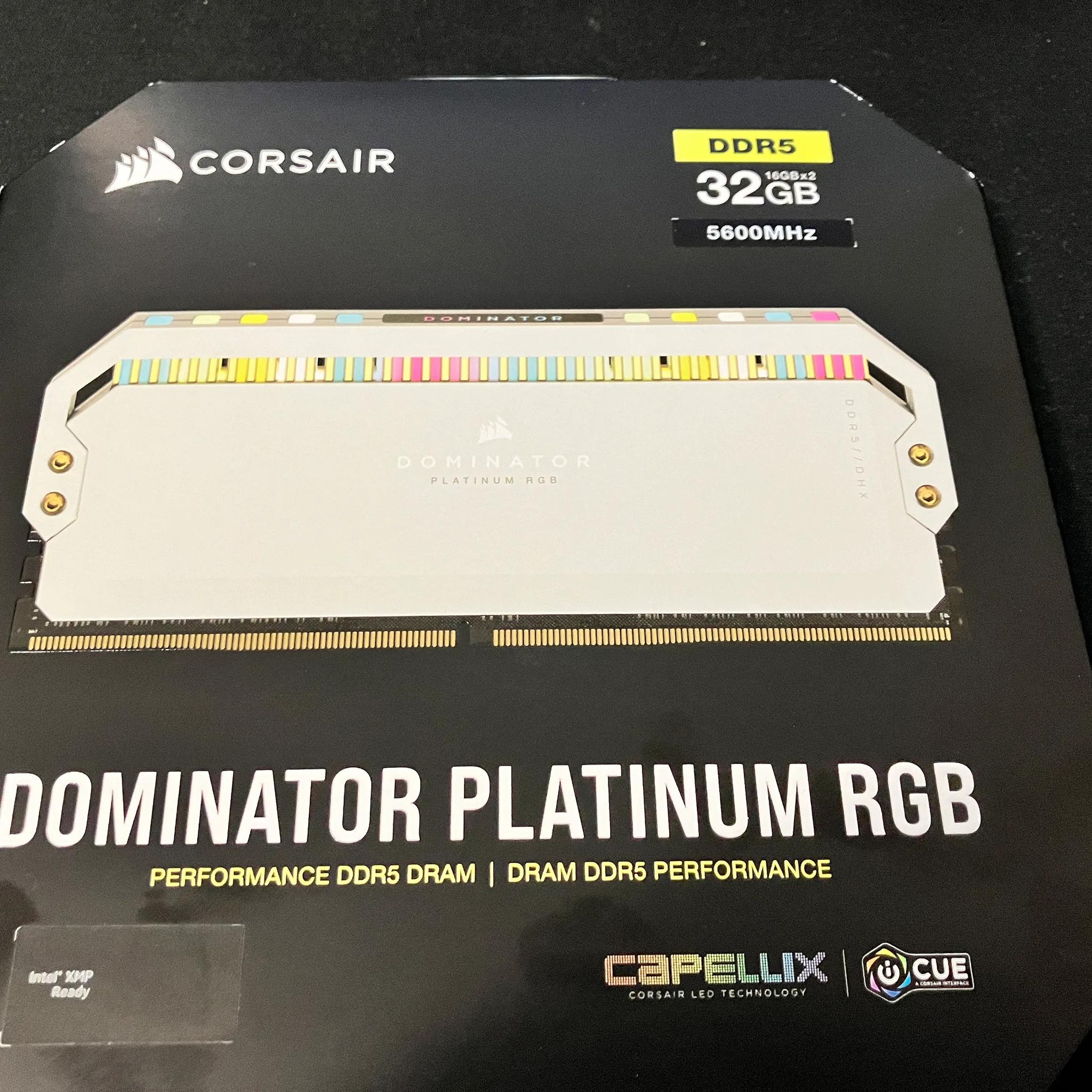 Corsair Dominator RGB 32GB White