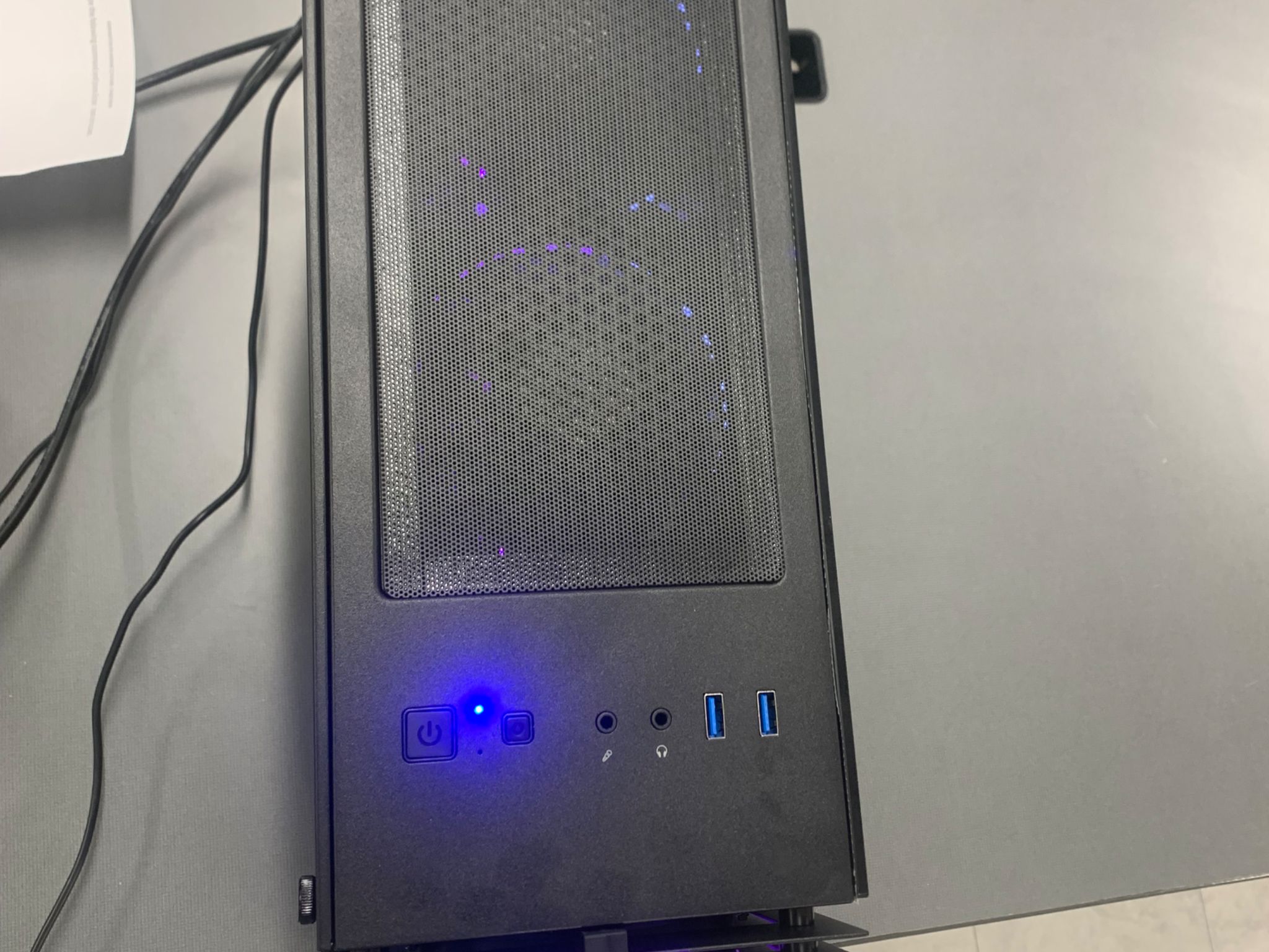 Little Fighter! Perfect 1080 p rx 6600 ITX build