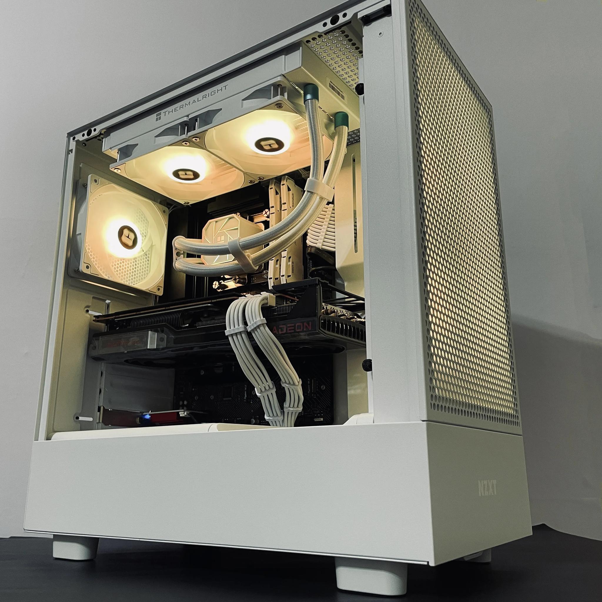 ❄️Liquid Cooled 4K/1440p White Gaming PC - RX 6800 XT 16GB ● i5 12600KF ● 32GB RAM ● 1TB NVMe SSD