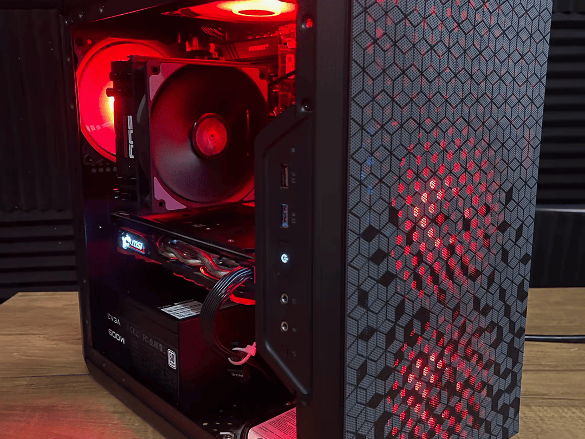 "Masterbox" - 8core CPU, 480 8gb, 16gb Ram