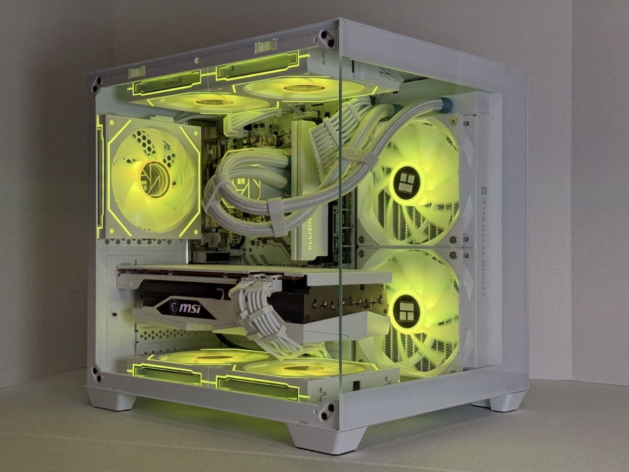 ⚪️Mystic White⚪️ 1440p | RX 6700 XT | Ryzen 5 5600 | 1TB