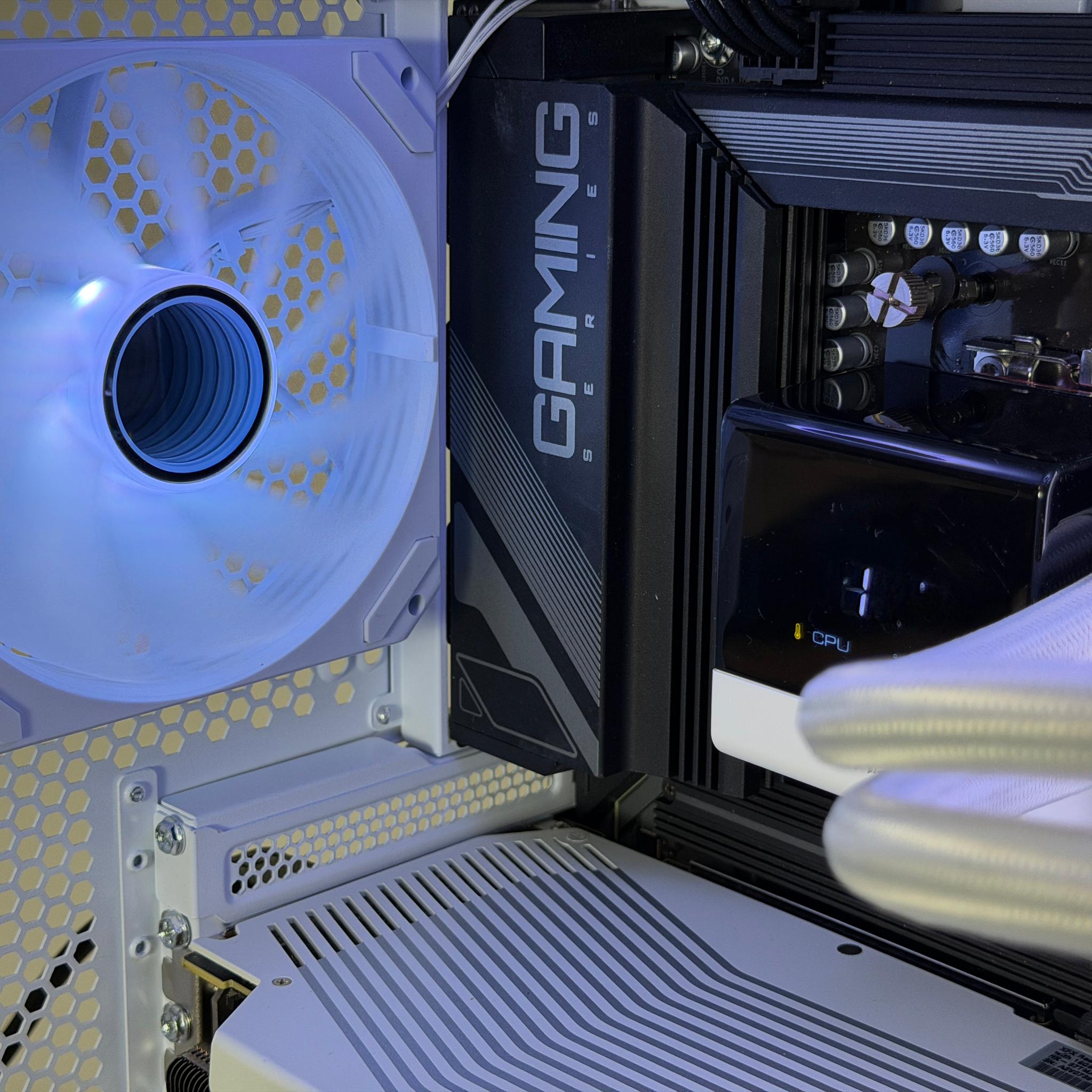 ⚪ RX 9070 XT RYZEN 7 X3d WHITE GAMING PC ⚪ | RYZEN 7 7800X3D | 32GB DDR5 | 2TB SSD