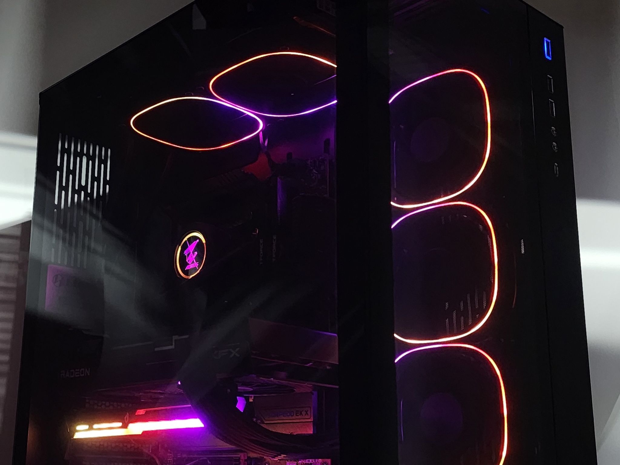 Gaming PC i5-14600KF 16GB RAM 1TB SSD RX 7700 XT 12GB Windows 11 Computer
