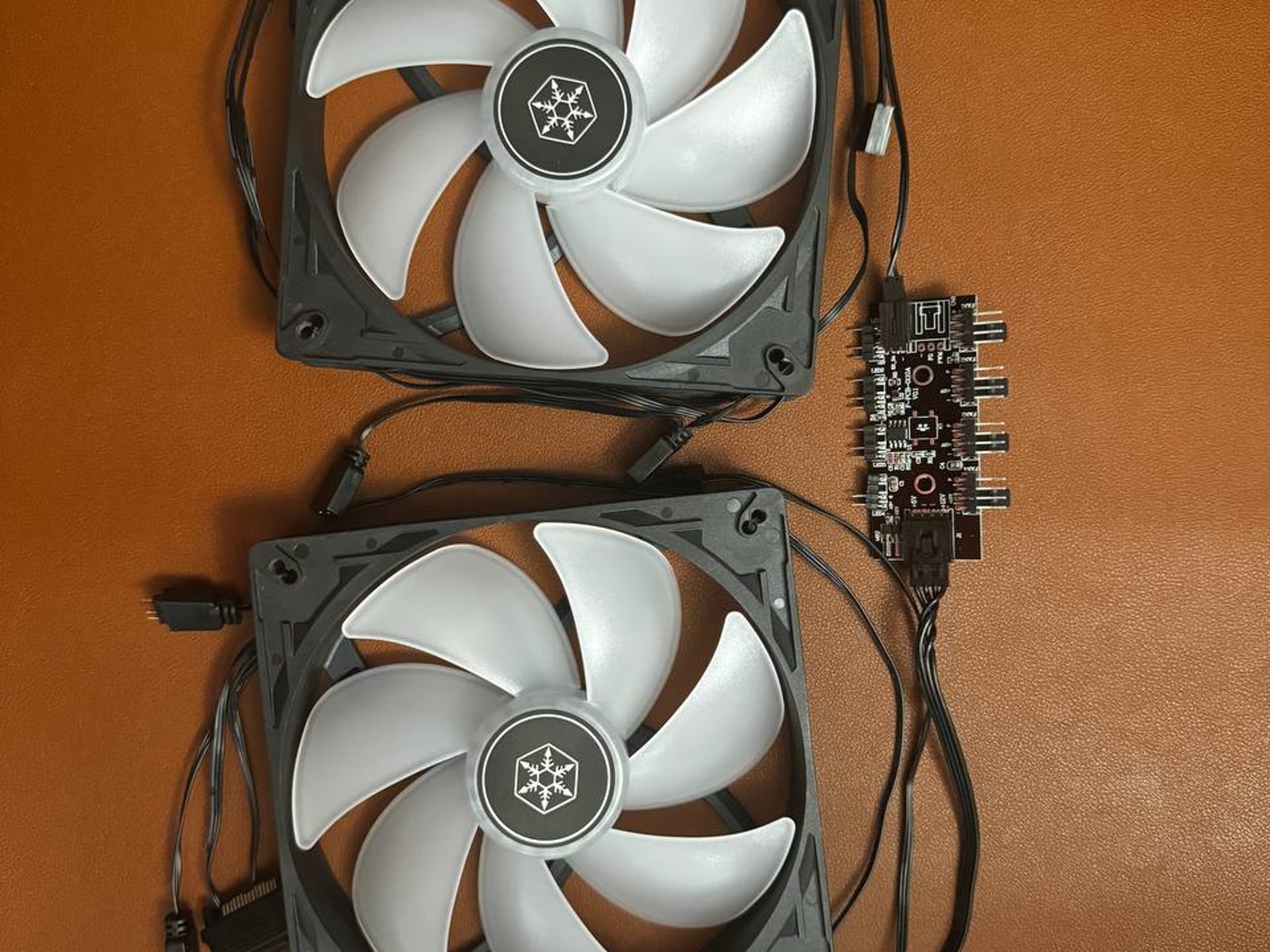 2 Silverstone 140mm ARGB Case Fans and fan/argb hub