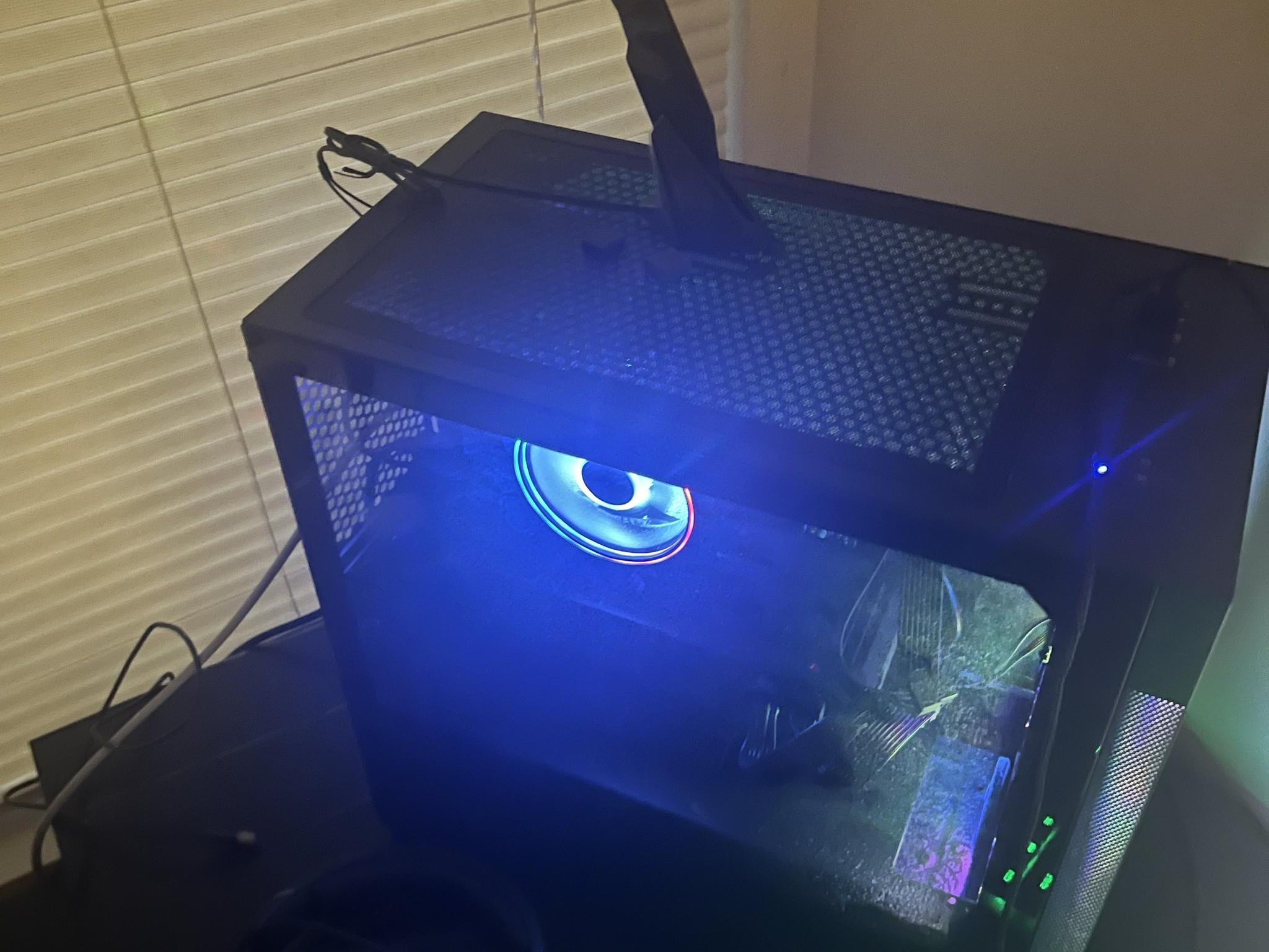 7900XT, Ryzen 7 9700X, 32GB 6000MT RAM used gaming pc