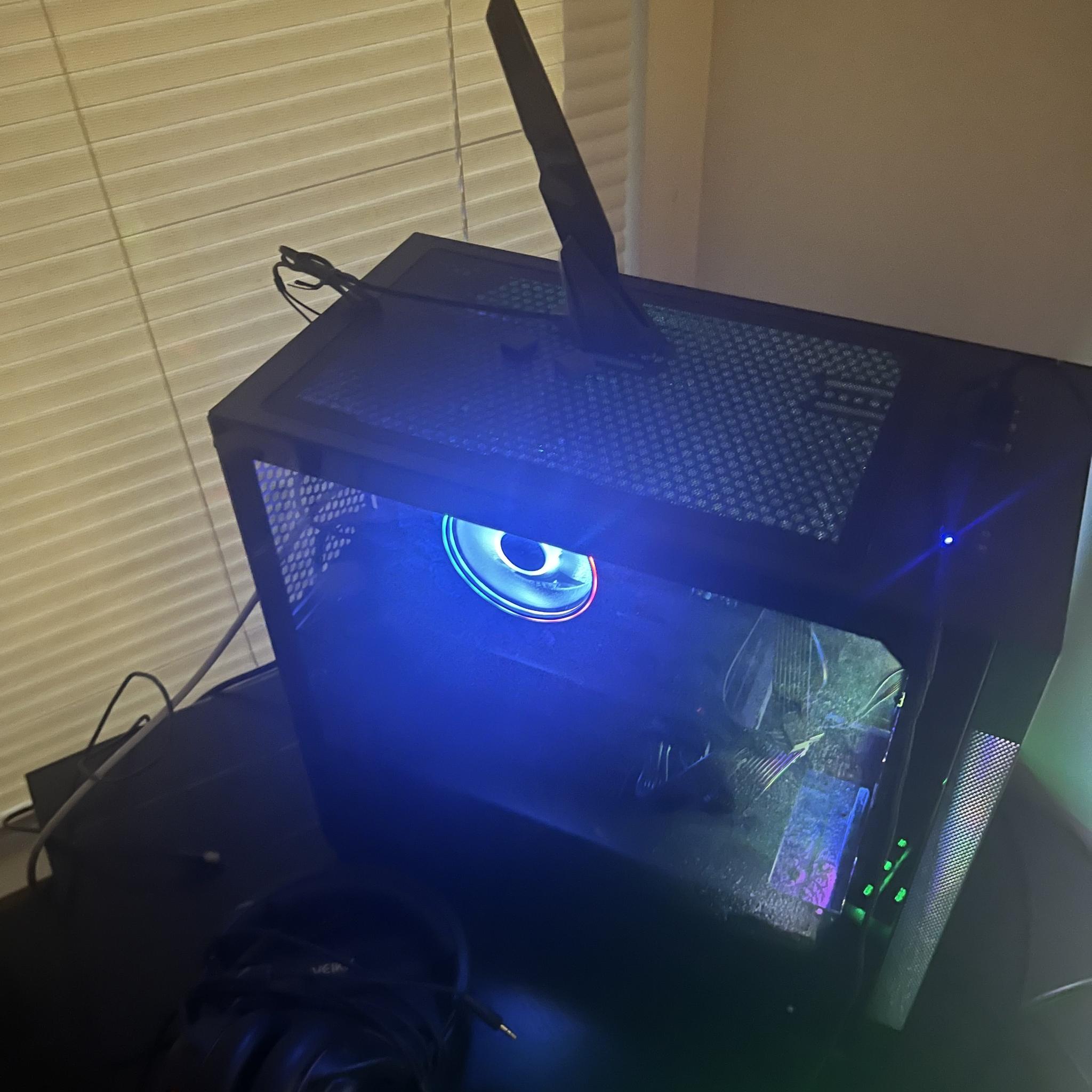 7900XT, Ryzen 7 9700X, 32GB 6000MT RAM used gaming pc