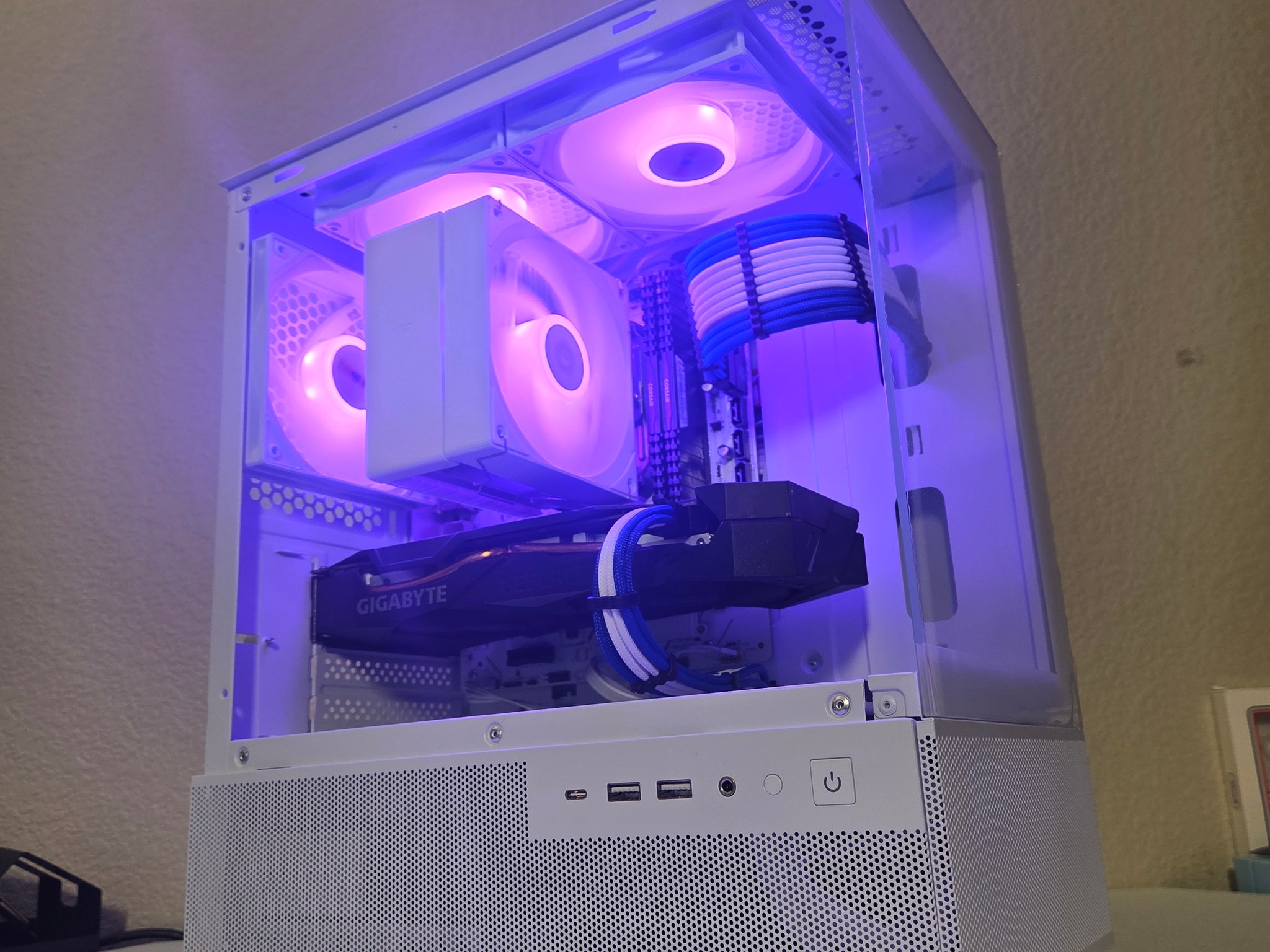 RTX 2070 Gaming PC | Ryzen 5 | 16GB RAM | White RGB Build🖤🤍❄️💙WIFI