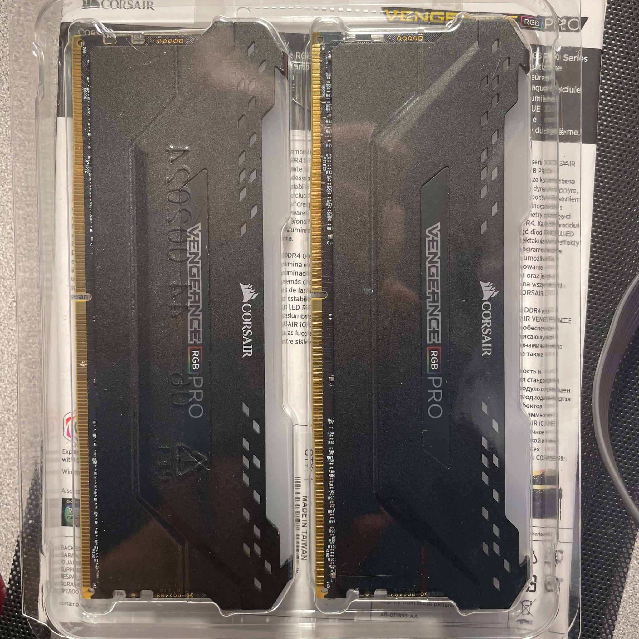 Corsair Vengeance Pro RGB 32gb (2x16gb) 3600mhz CL18