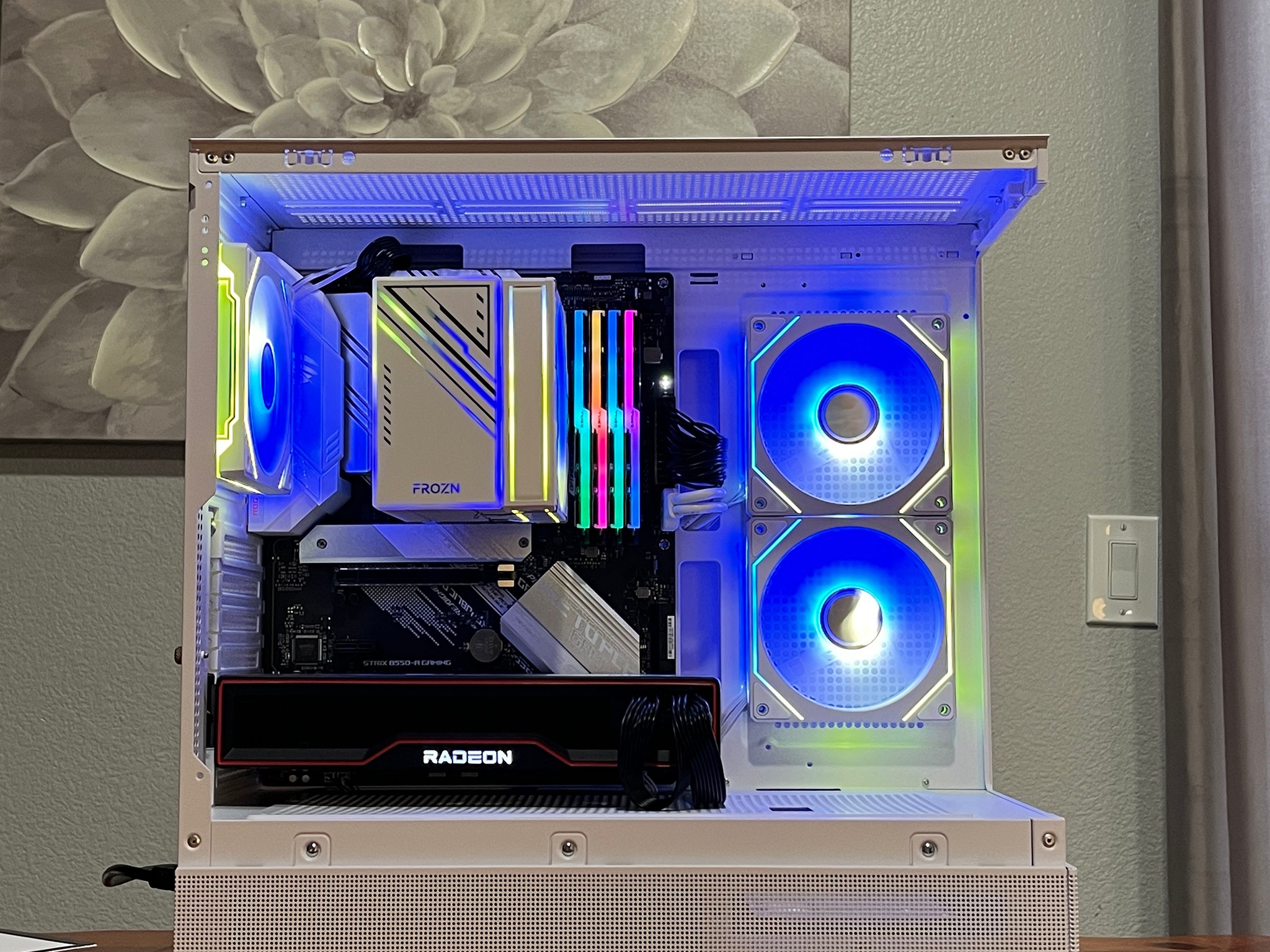 SAPPHIRE RX 6800 XT 16GB, Ryzen 7 5800X, 32GB 3200MHz | White RGB Gaming Computer/PC