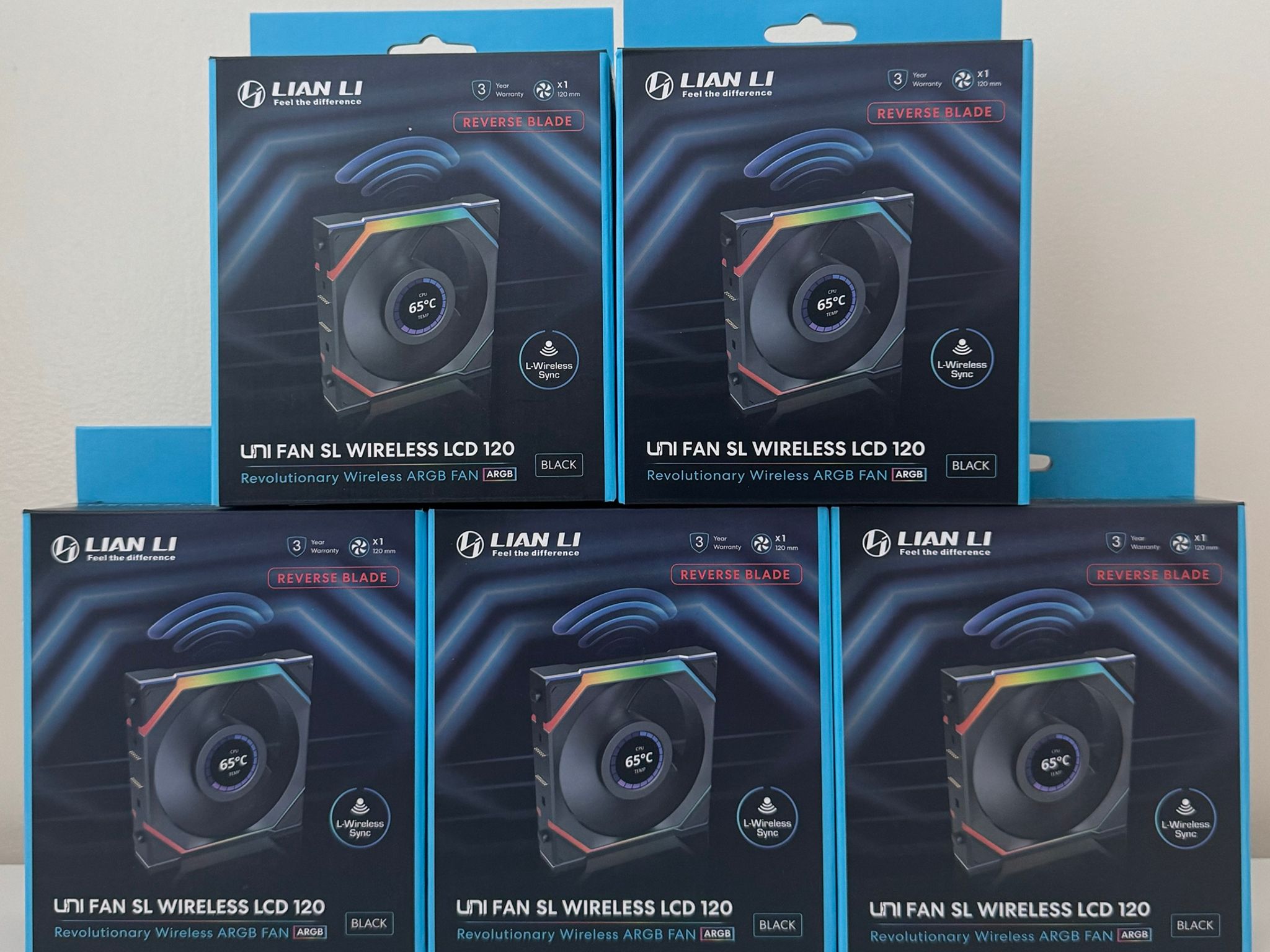 5x Lian Li UNI Fan SL LCD Wireless (Reverse Blade) 120mm ARGB Fan 1.6" LCD Black (12RSLLCD1W1B)
