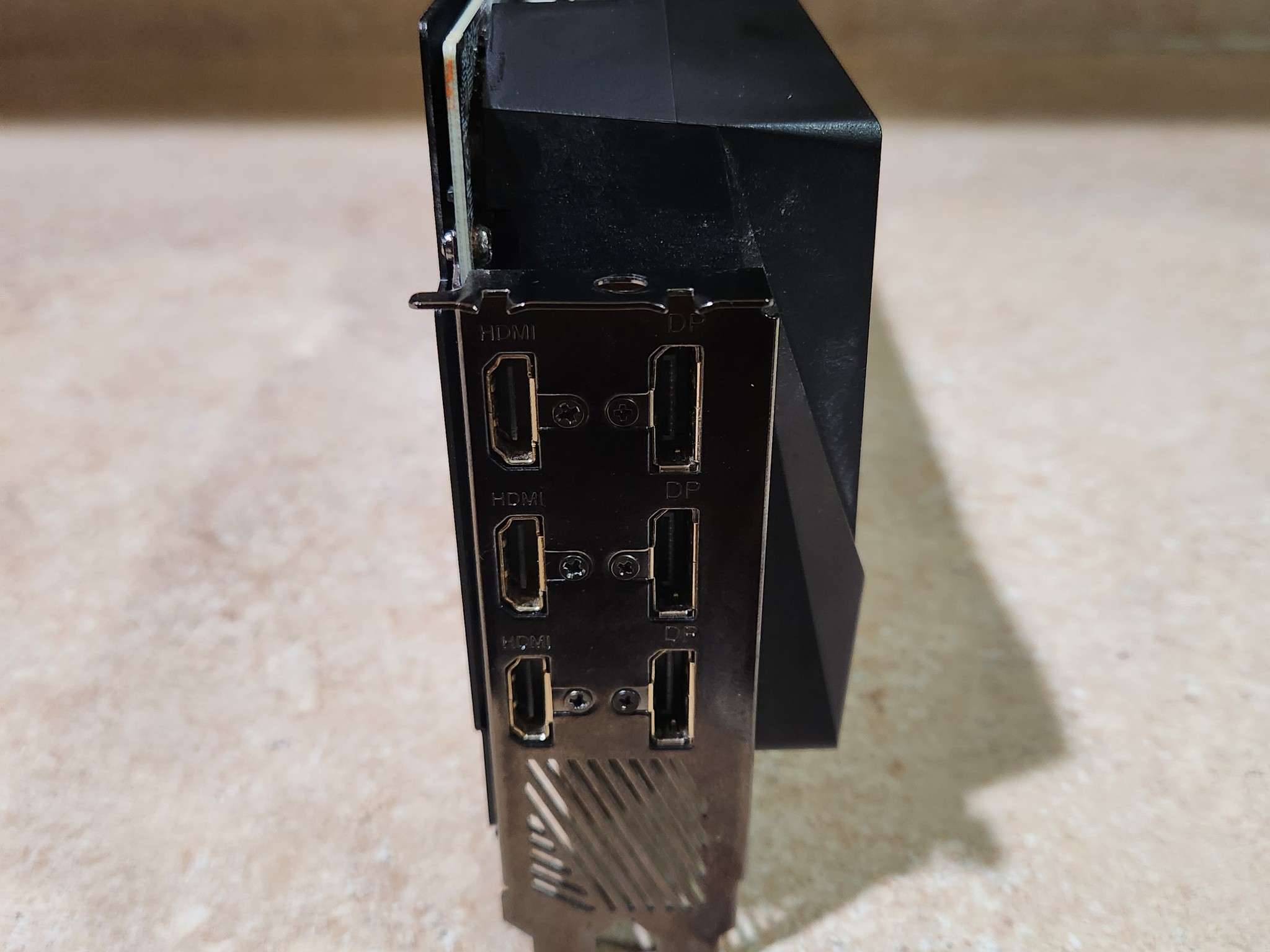 *FOR PARTS* GIGABYTE AORUS MASTER GeForce RTX 3070