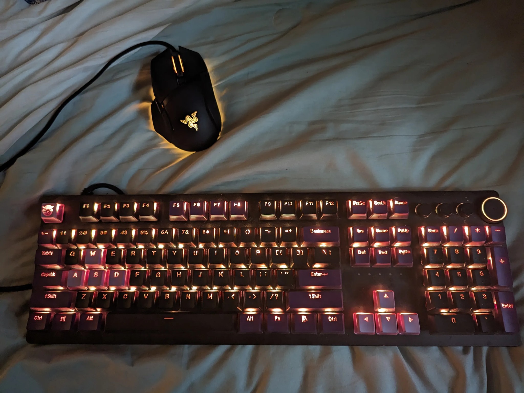 *GREAT CONDITION* Razer Huntsman V2 RGB Mechanical Keyboard + Razer Basilisk V3 RGB Mouse