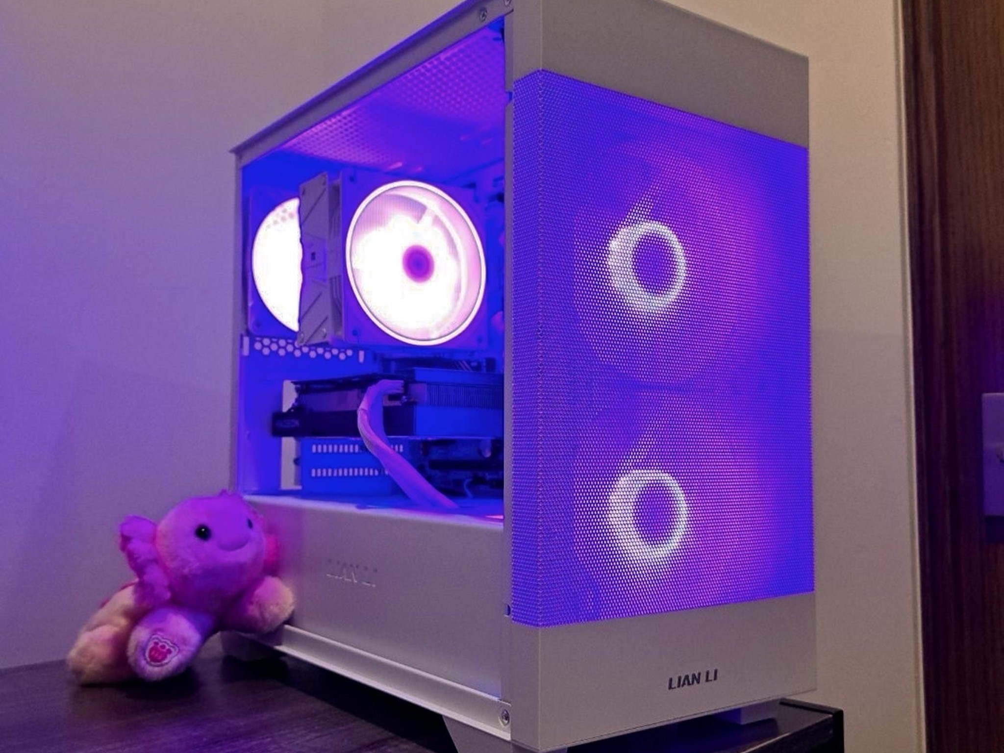 🌊||Axolotl||🌊 - Rx 6600xt and Ryzen 5600