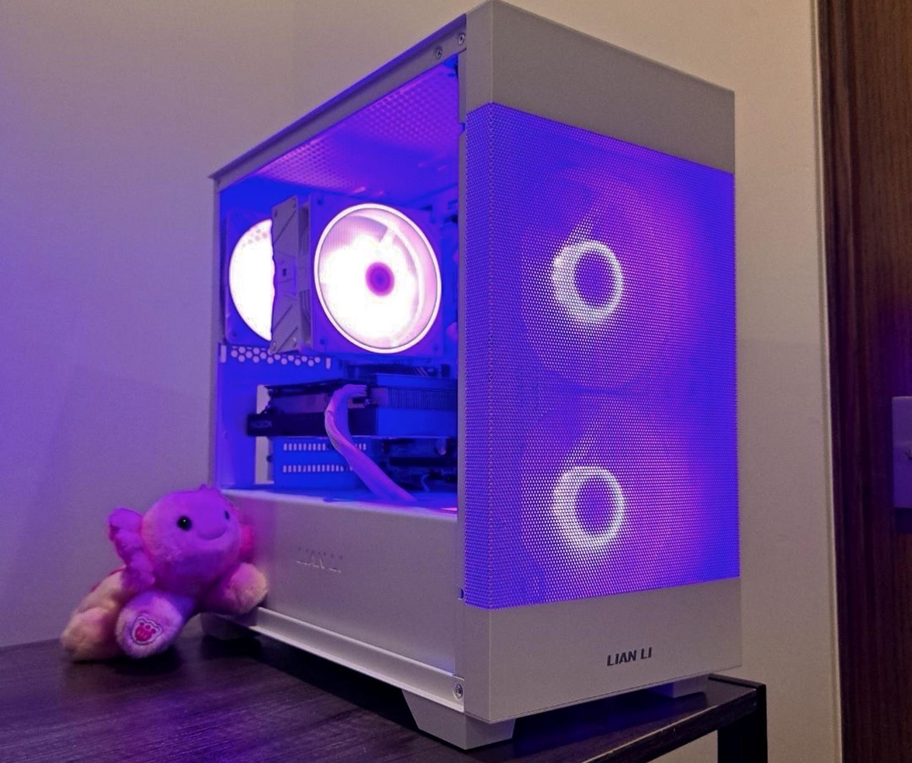 🌊||Axolotl||🌊 - Rx 6600xt and Ryzen 5600
