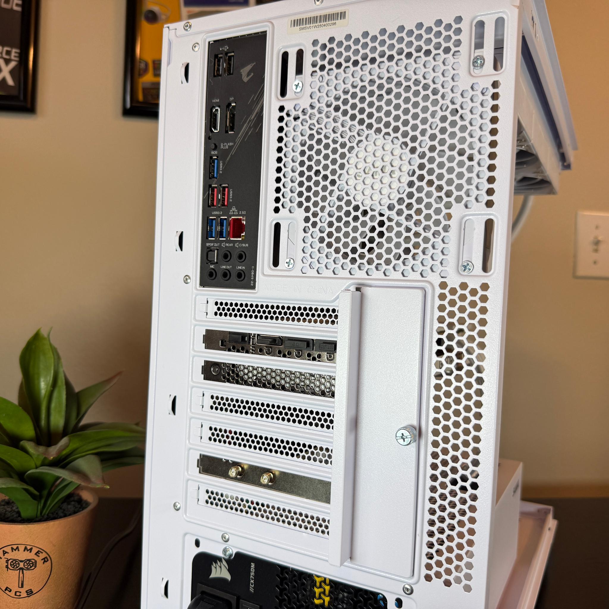☁️RTX 4070, Ryzen 7 5800X, 32gb RAM, 1TB NVMe SSD☁️| Gaming/Streaming PC | Customizable Screen!