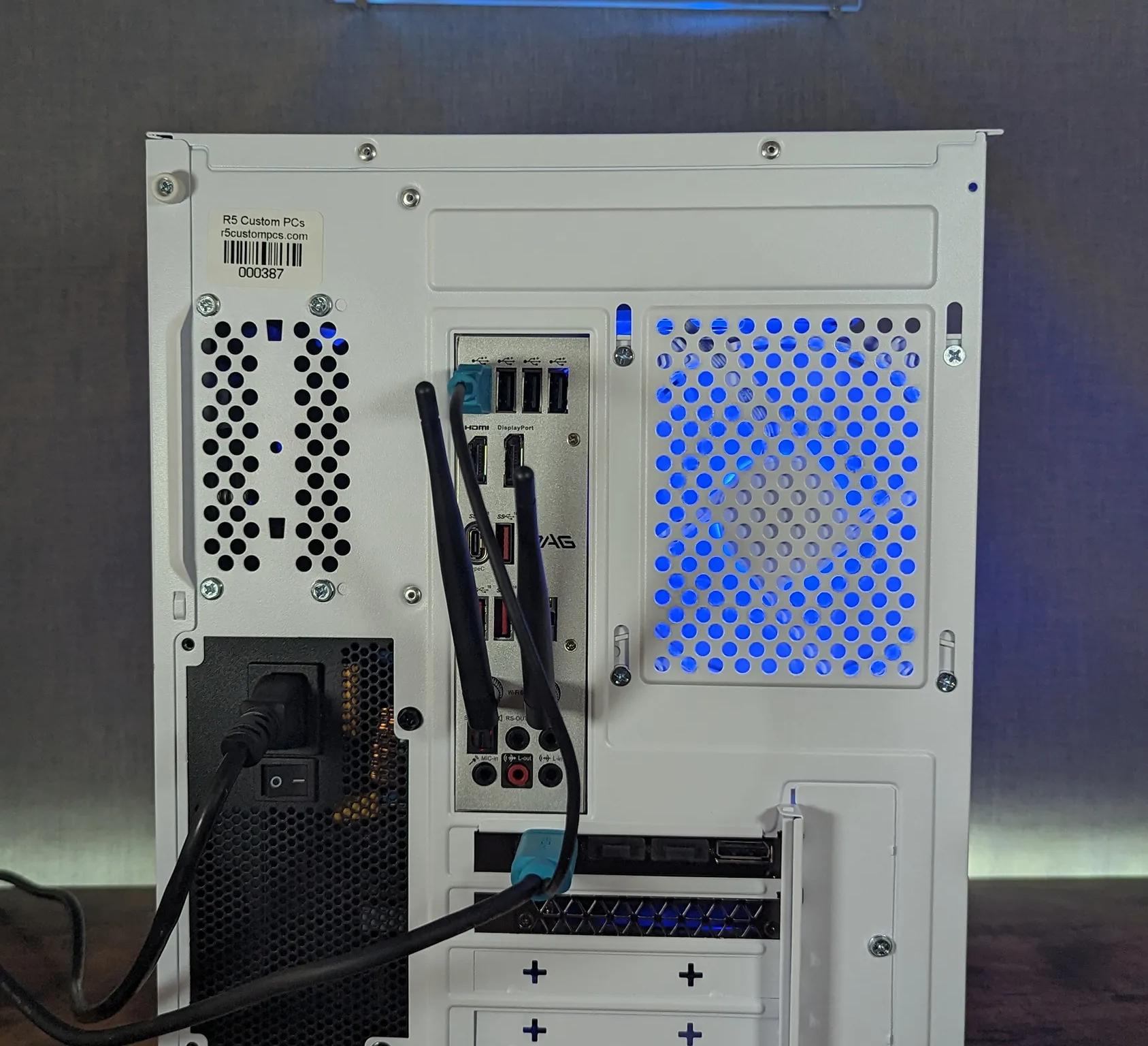RTX 3070ti // i7 12700K // 32GB 3600Mhz RAM // 2TB NVMe SSD // WiFi