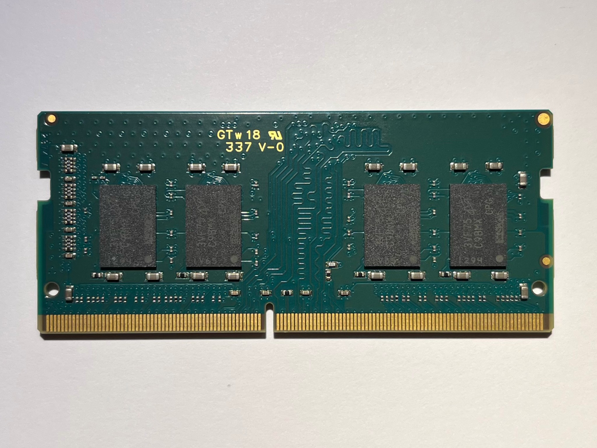 DDR4 16GB 3200MT CL-22 Crucial Micron SODIMM Memory Module