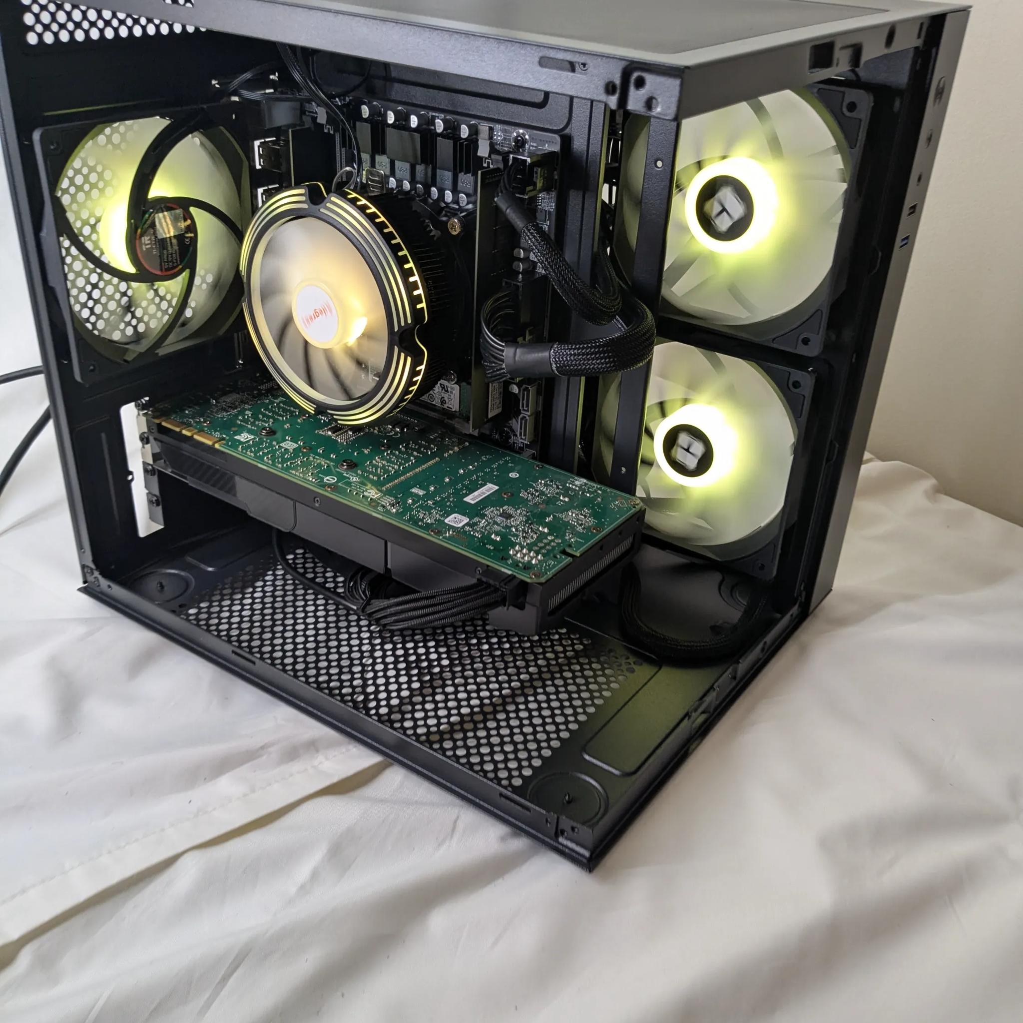 GTX 1080 | 14 cores 28 threads | 32 GB RAM