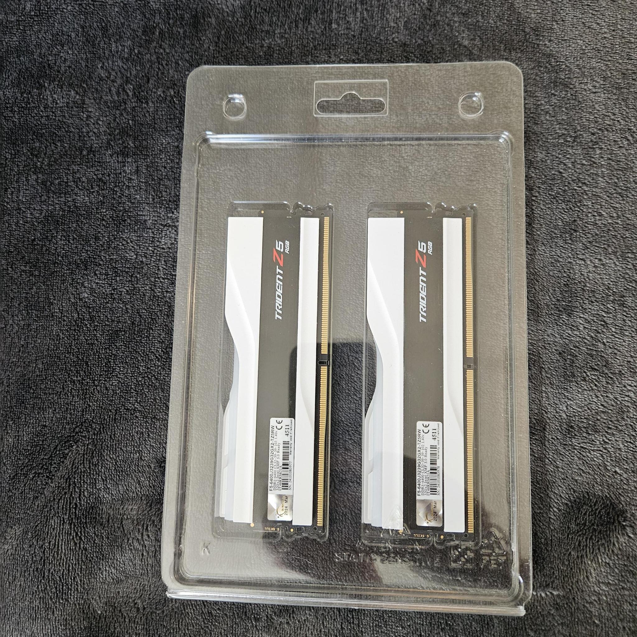 G.SKILL Trident Z5 RGB 64GB (2 x 32GB) 288-Pin PC RAM DDR5 6400 Model F5-6400J3239G32GX2-TZ5RW
