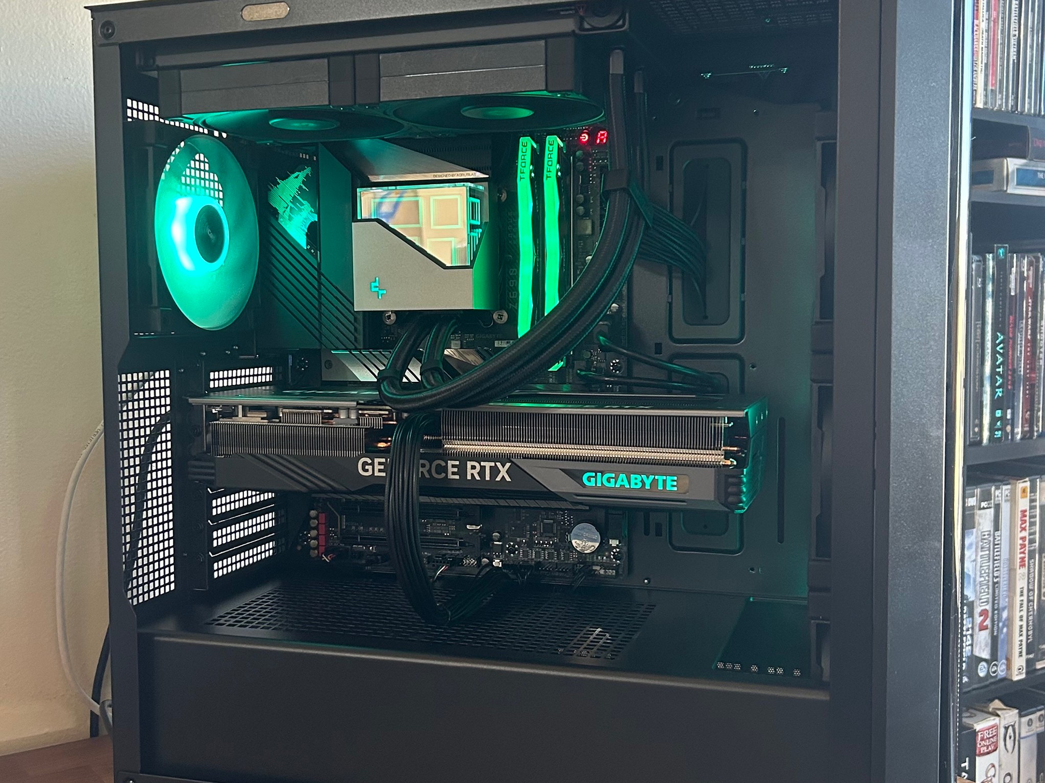 RTX 4070ti | Intel i9 12900K | 32GB DDR5 | The Digital Hero V3