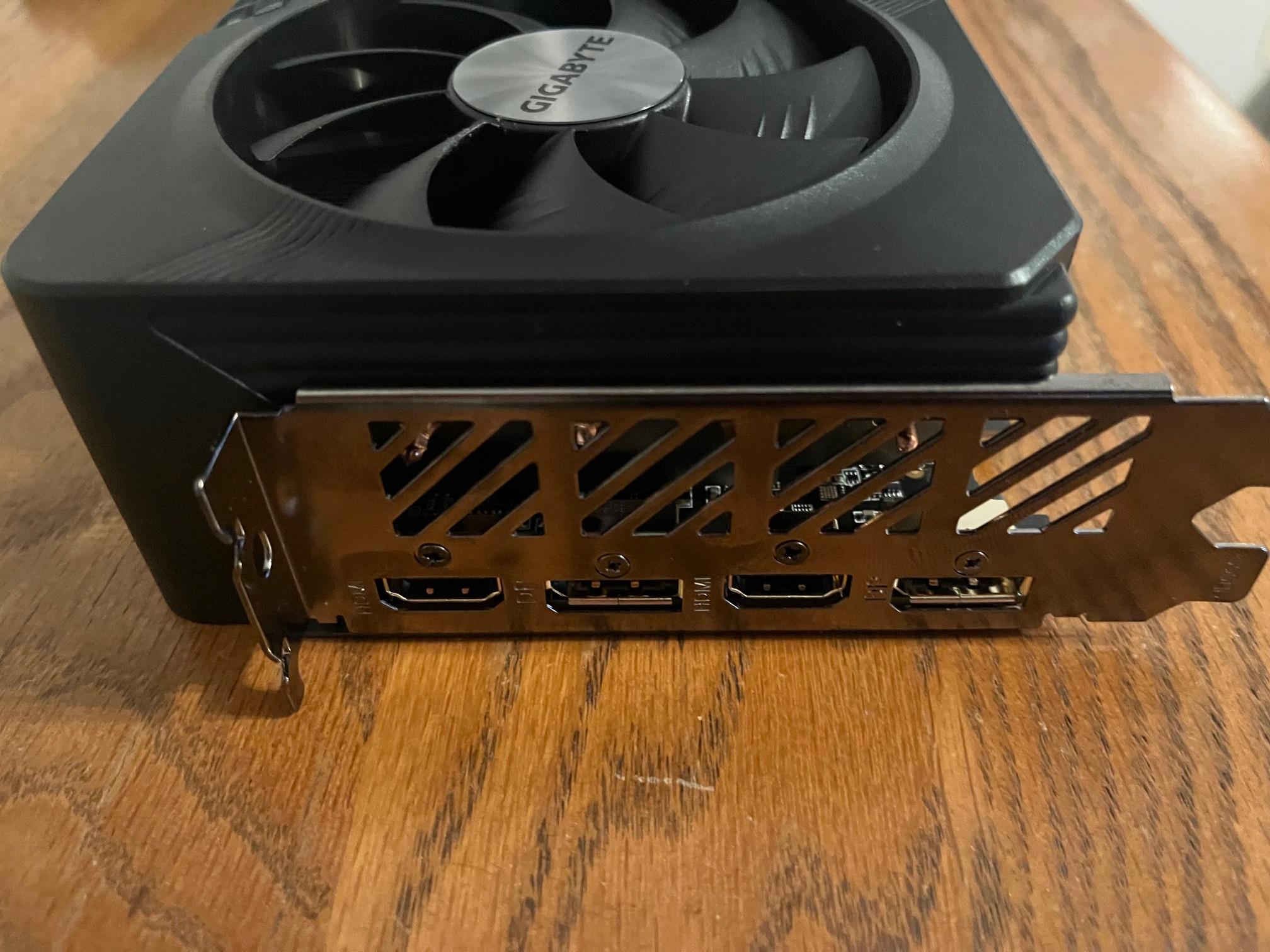 ❗SALE ❗Gigabyte RX 7800 XT – Barely Used – $500