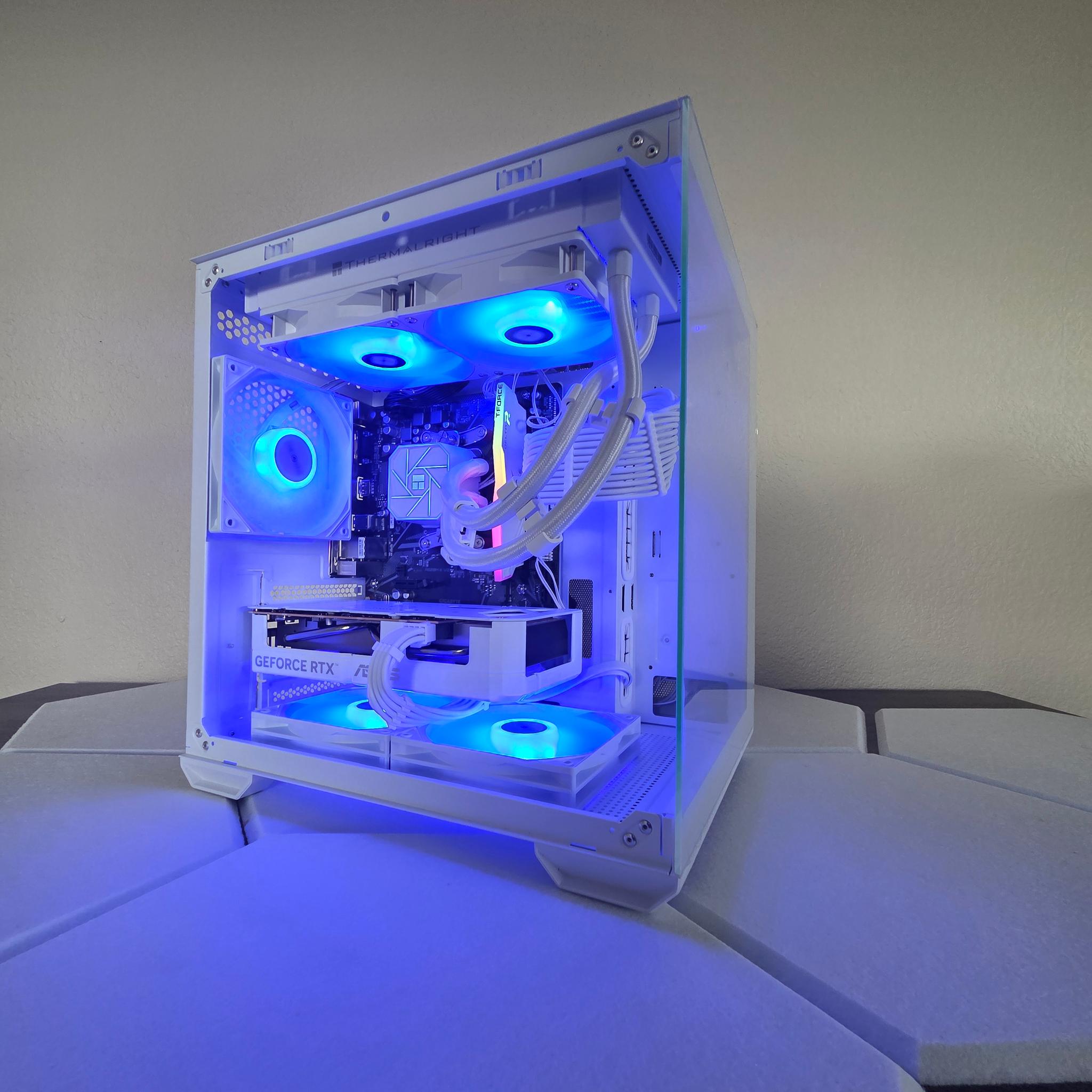 🐻‍❄️🤍❄️ Frost Mirage | RTX 5060 White Edition | Ryzen 5 5500 | AIO Liquid Cooled ❄️🤍