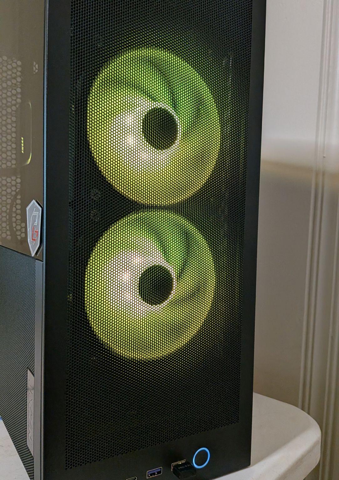 New NZXT H2 Flow Mini PC Custom Build TechBAWSE Teeny Tower AMD/RTX 5070