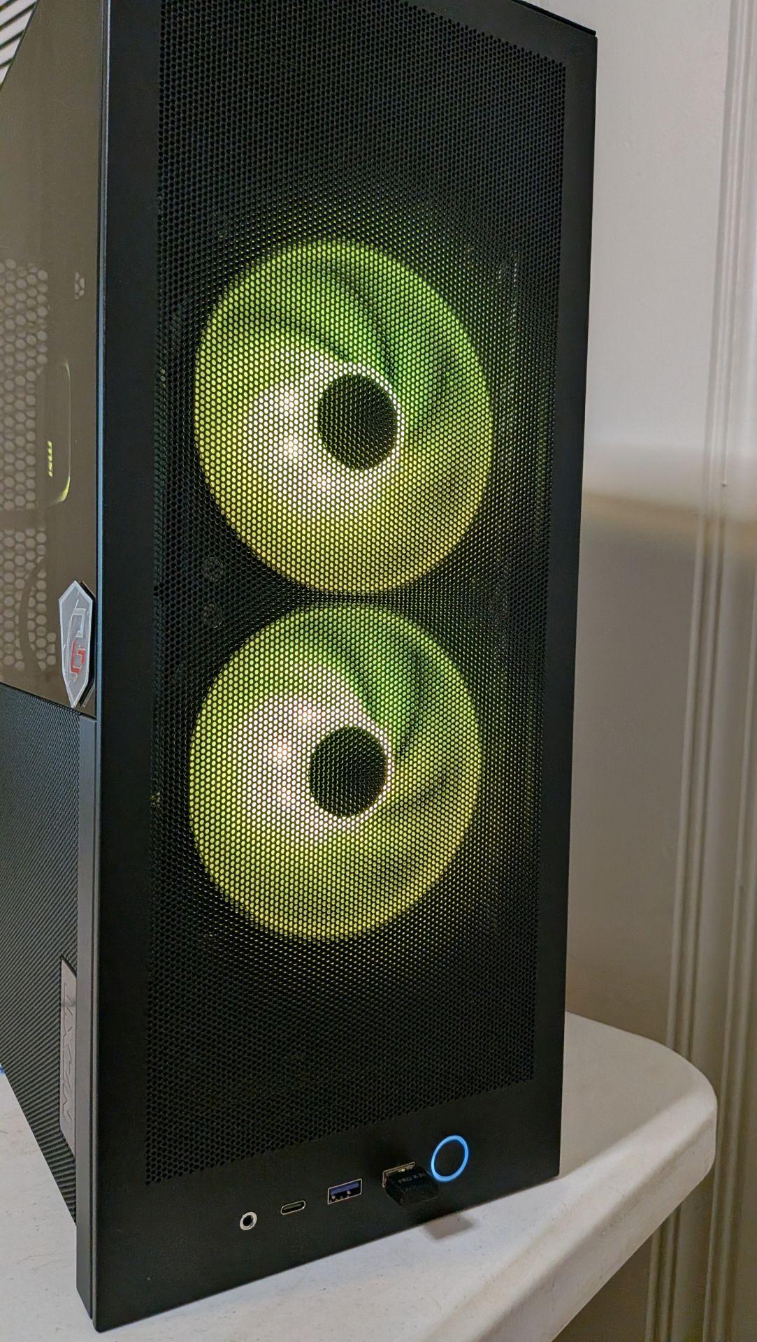 New NZXT H2 Flow Mini PC Custom Build TechBAWSE Teeny Tower AMD/RTX 5070