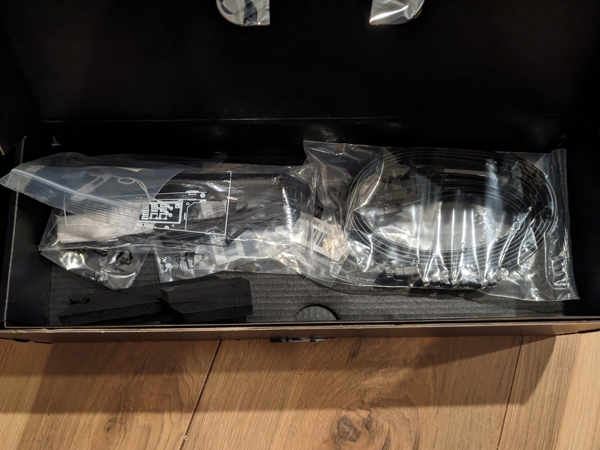 Intel Core i7-13700K w/ ASUS ROG Strix Z690-E Gaming WiFi 6E