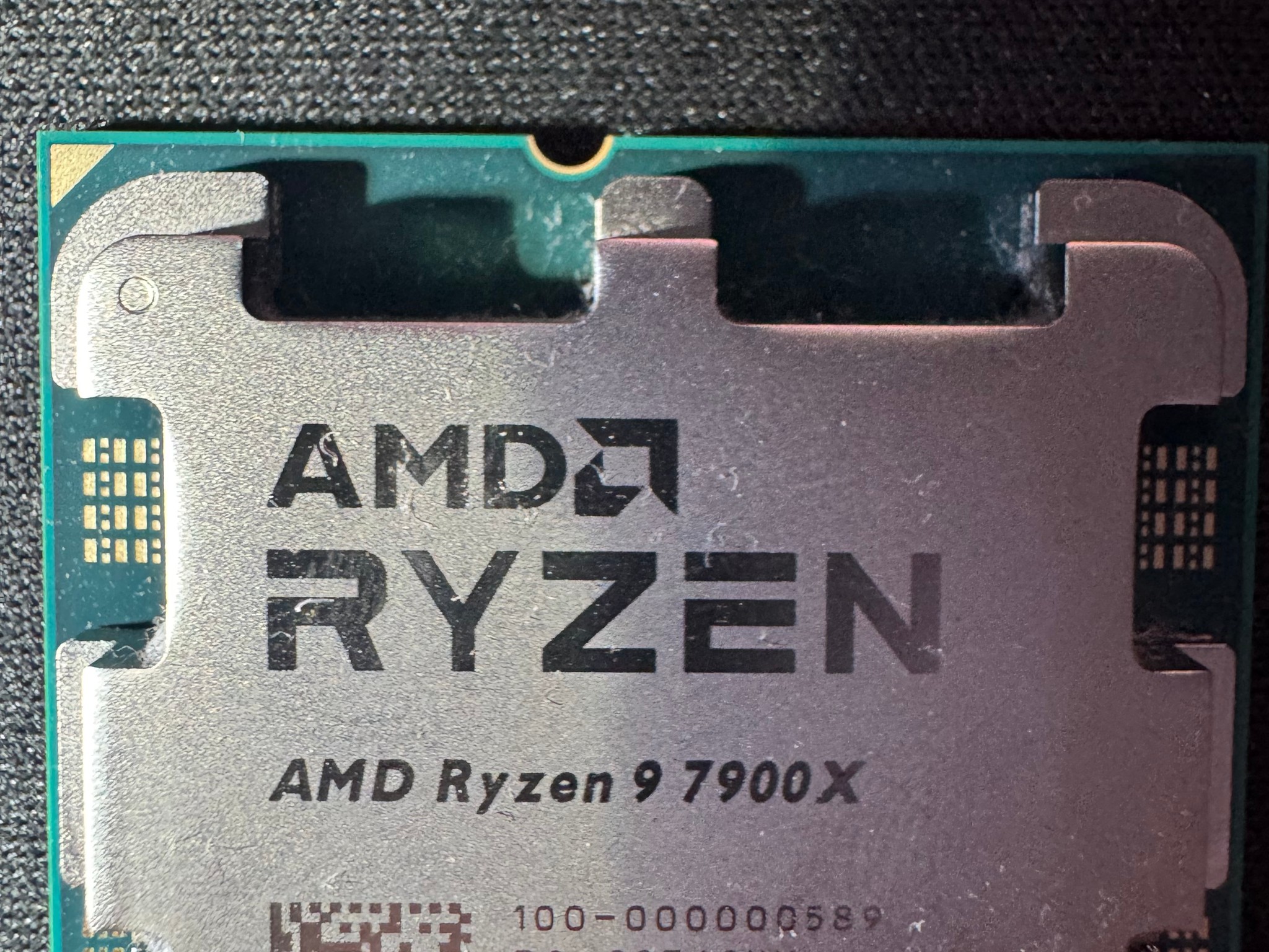 AMD Ryzen 9 7900X