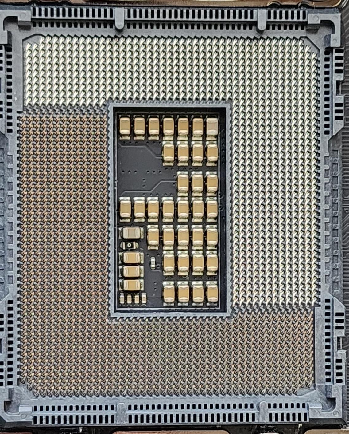i9-13900k + ASUS Hero Z690 ATX Mobo + 32GB 7200mhz DDR5 Combo