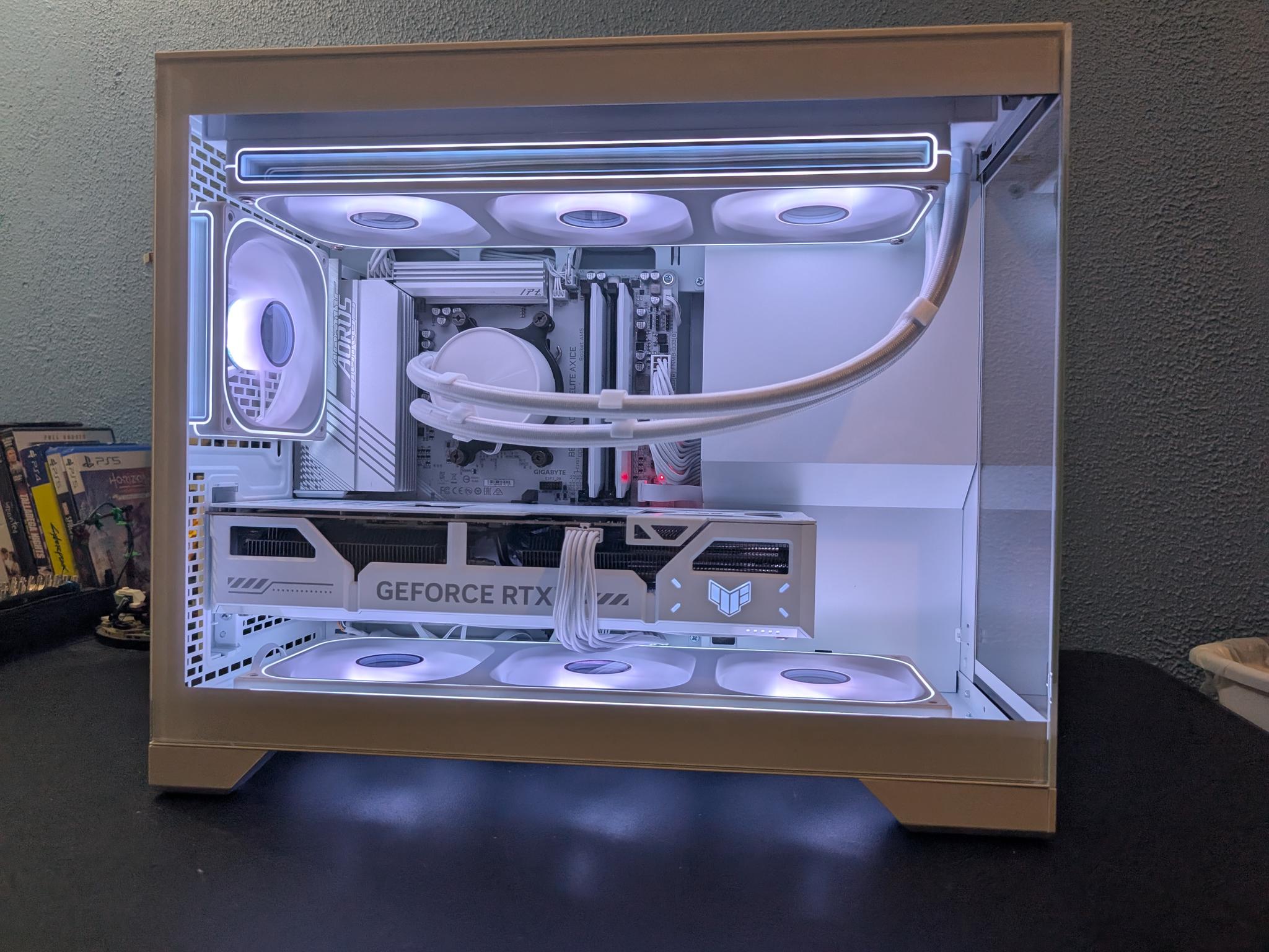 Content Creator/Steaming/Gaming PC | 7900x3d, RTX 5070 Ti | All White | 2TB | Win. 11 Pro