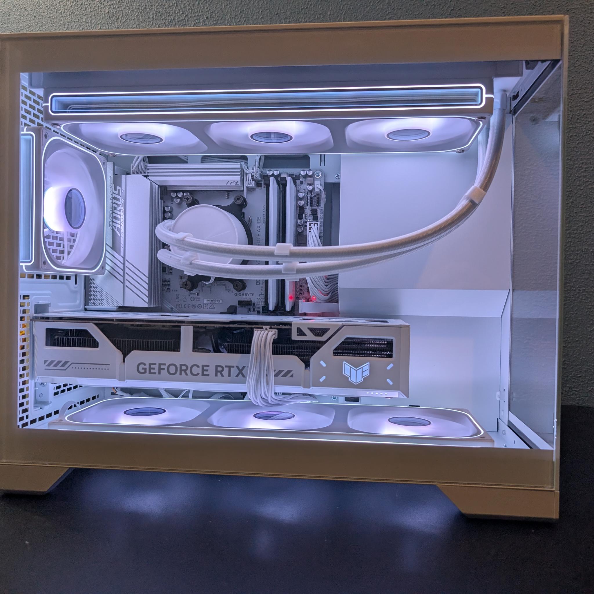 Content Creator/Steaming/Gaming PC | 7900x3d, RTX 5070 Ti | All White | 2TB | Win. 11 Pro
