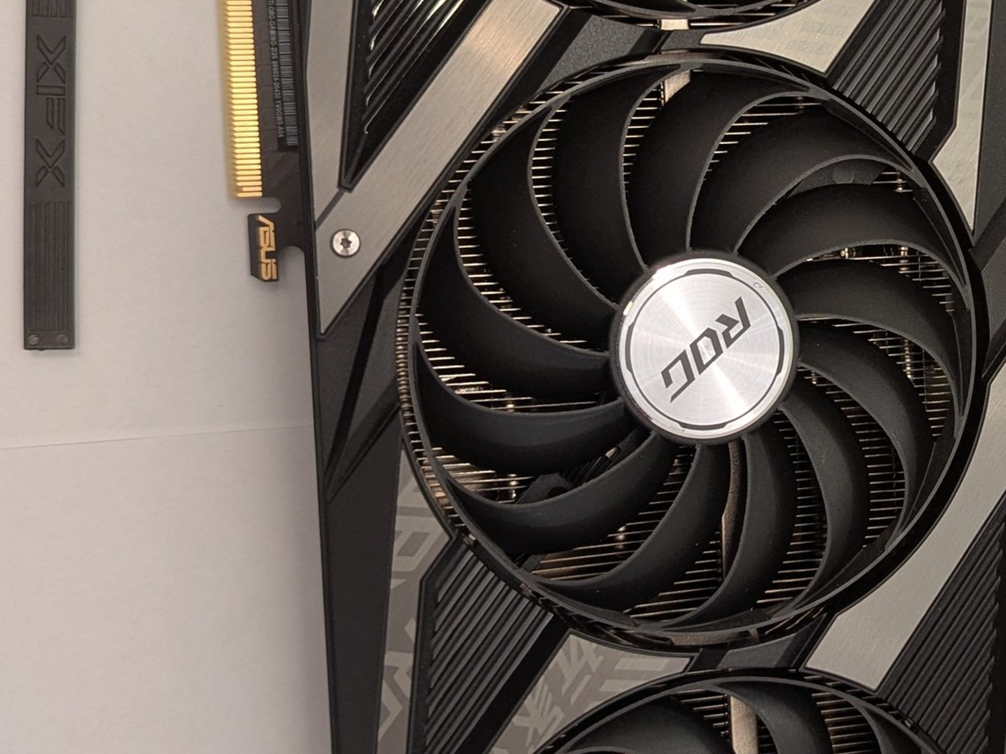 Asus ROG STRIX GAMING OC GeForce RTX 3070 Ti