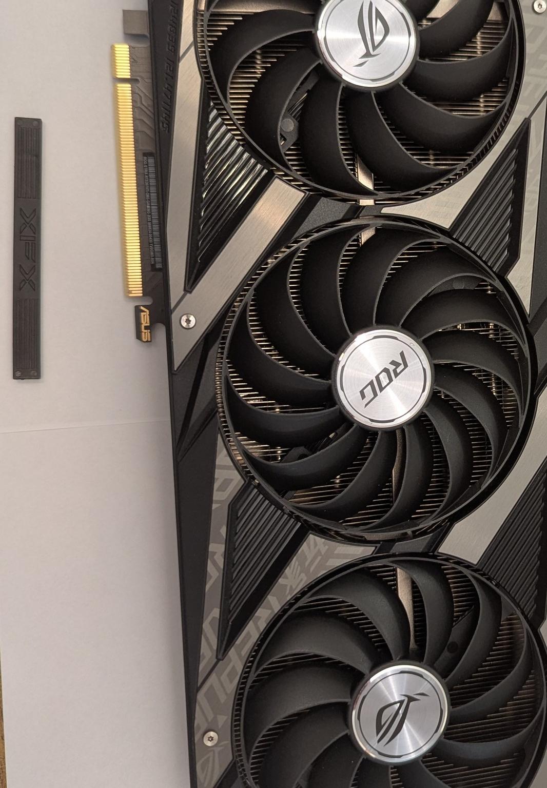 Asus ROG STRIX GAMING OC GeForce RTX 3070 Ti
