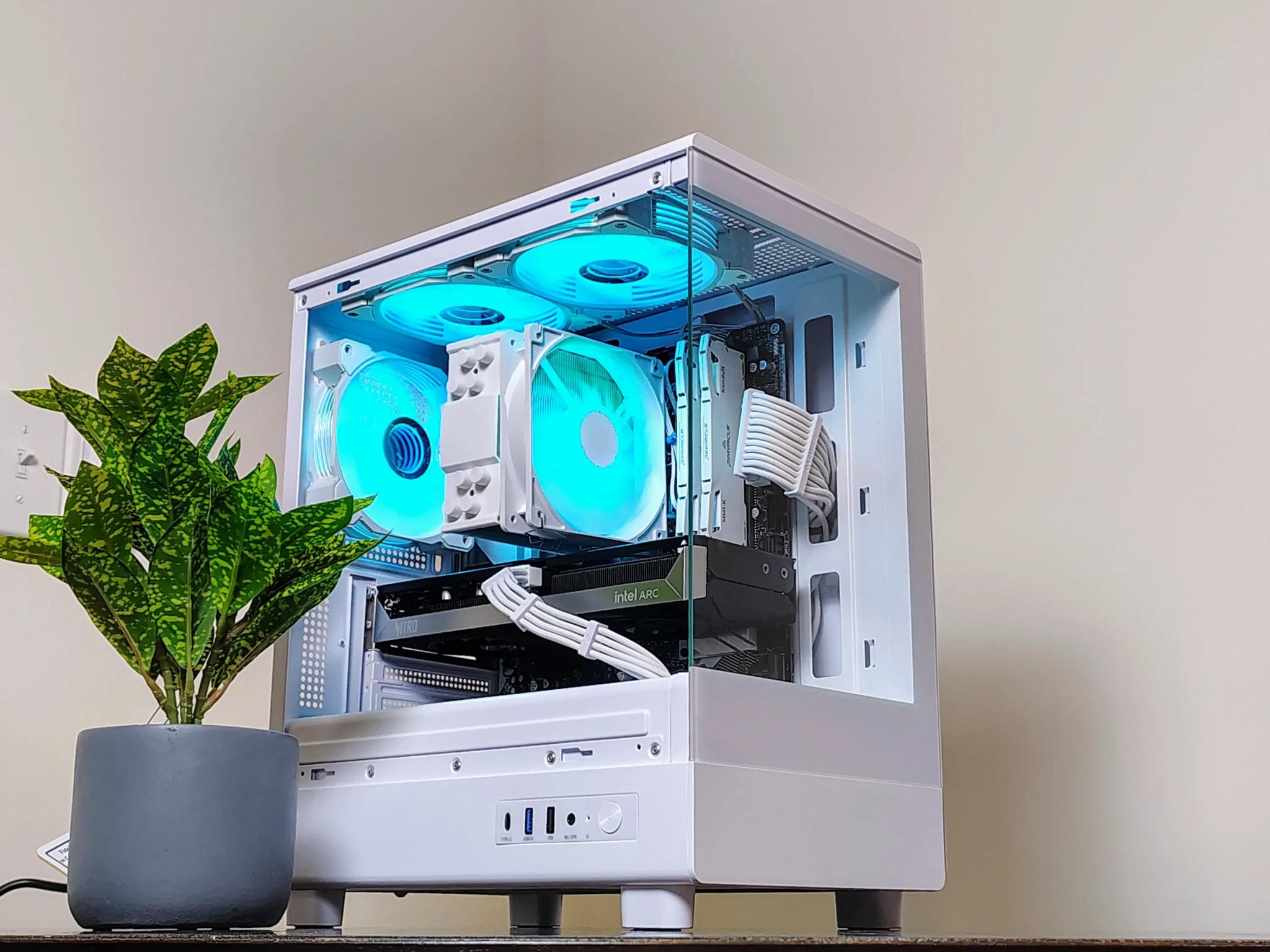 💸$250 off💸Ryzen 7 5800X, ARC B580, 32GB RAM, 1TB SSD Gaming PC 1440p - GLACIAL