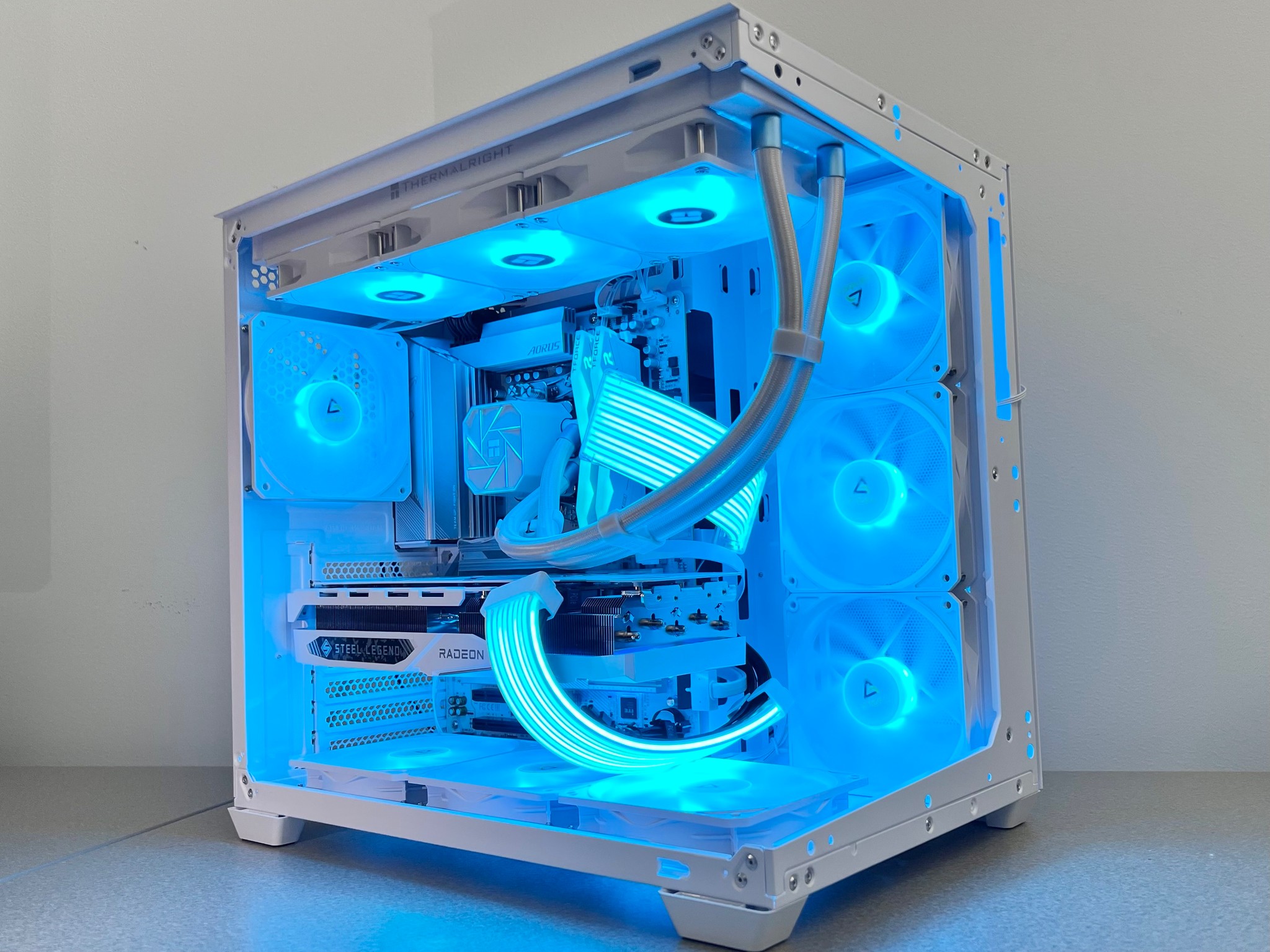 👑👑AMD KING👑👑RX 7900 GRE 16 GB⭐️RYZEN 7700X⭐️32 GB DDR5⭐️1 TB GEN 4 SSD⭐️WIFI