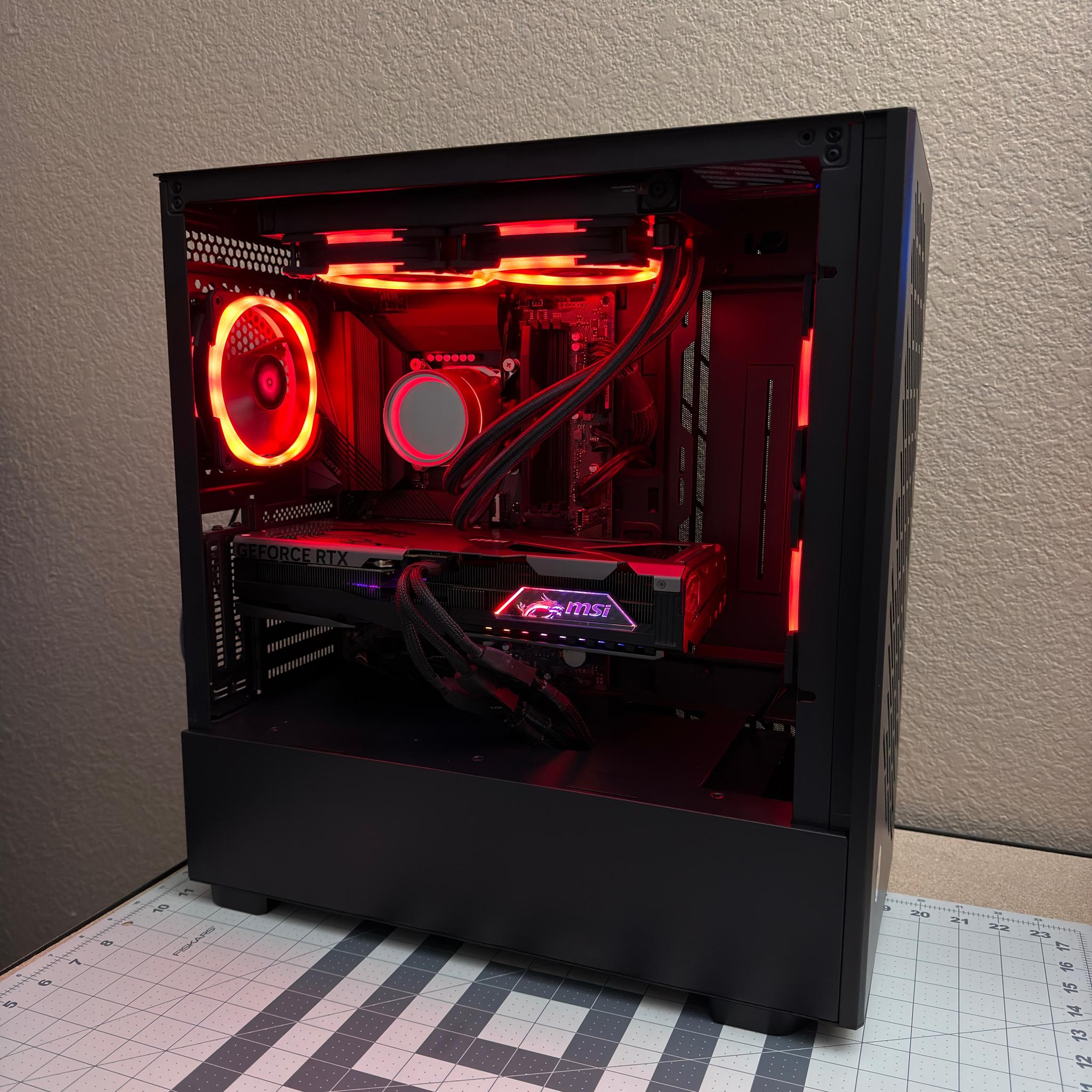 i7-13700KF | RTX 5070 | 32GB DDR5 | 3TB Gaming PC
