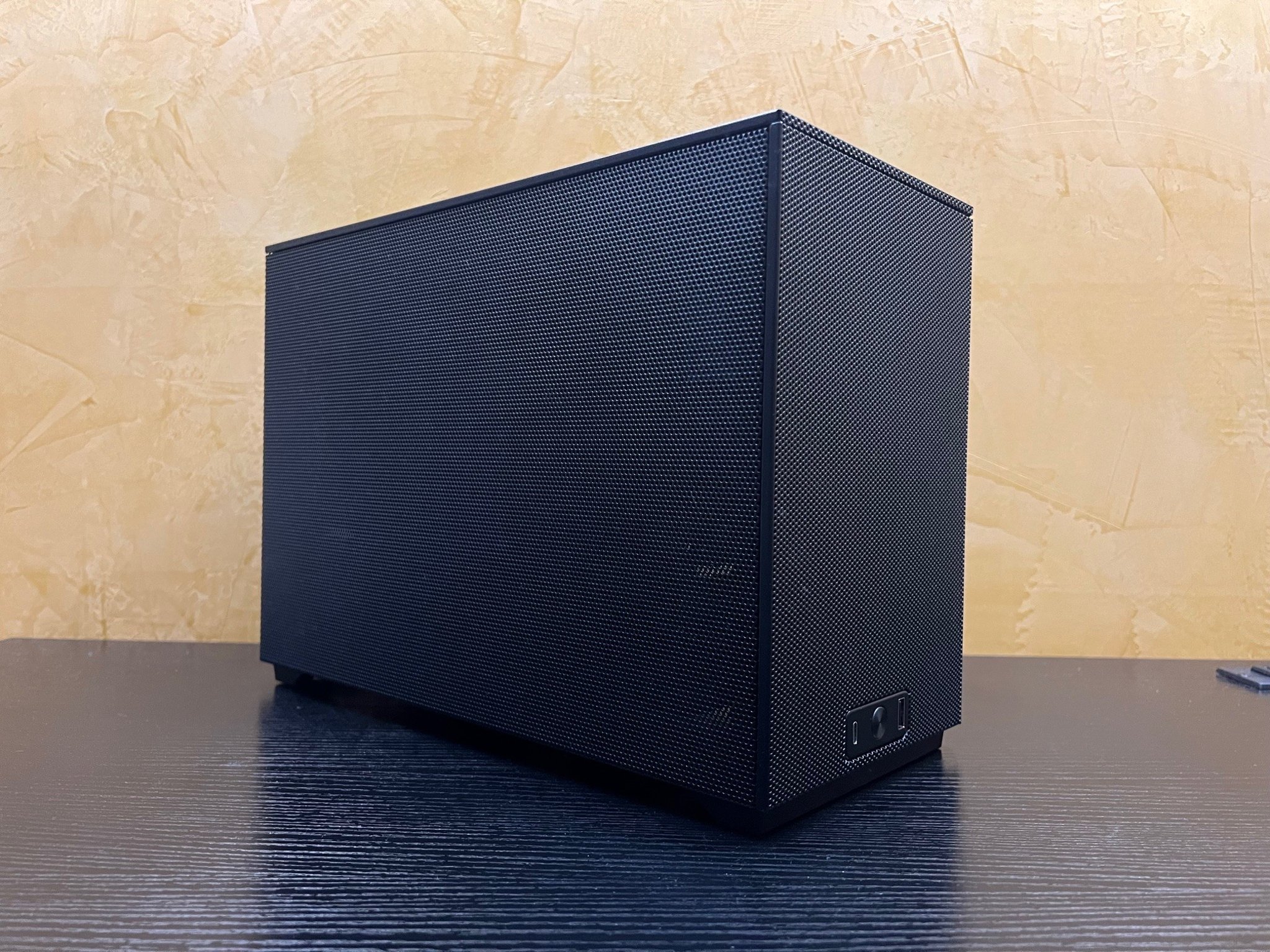 9060XT 16gb, RYZEN 5, 9600X, 32gb ddr5, 1tb NVMe, Small, Compact, SFF