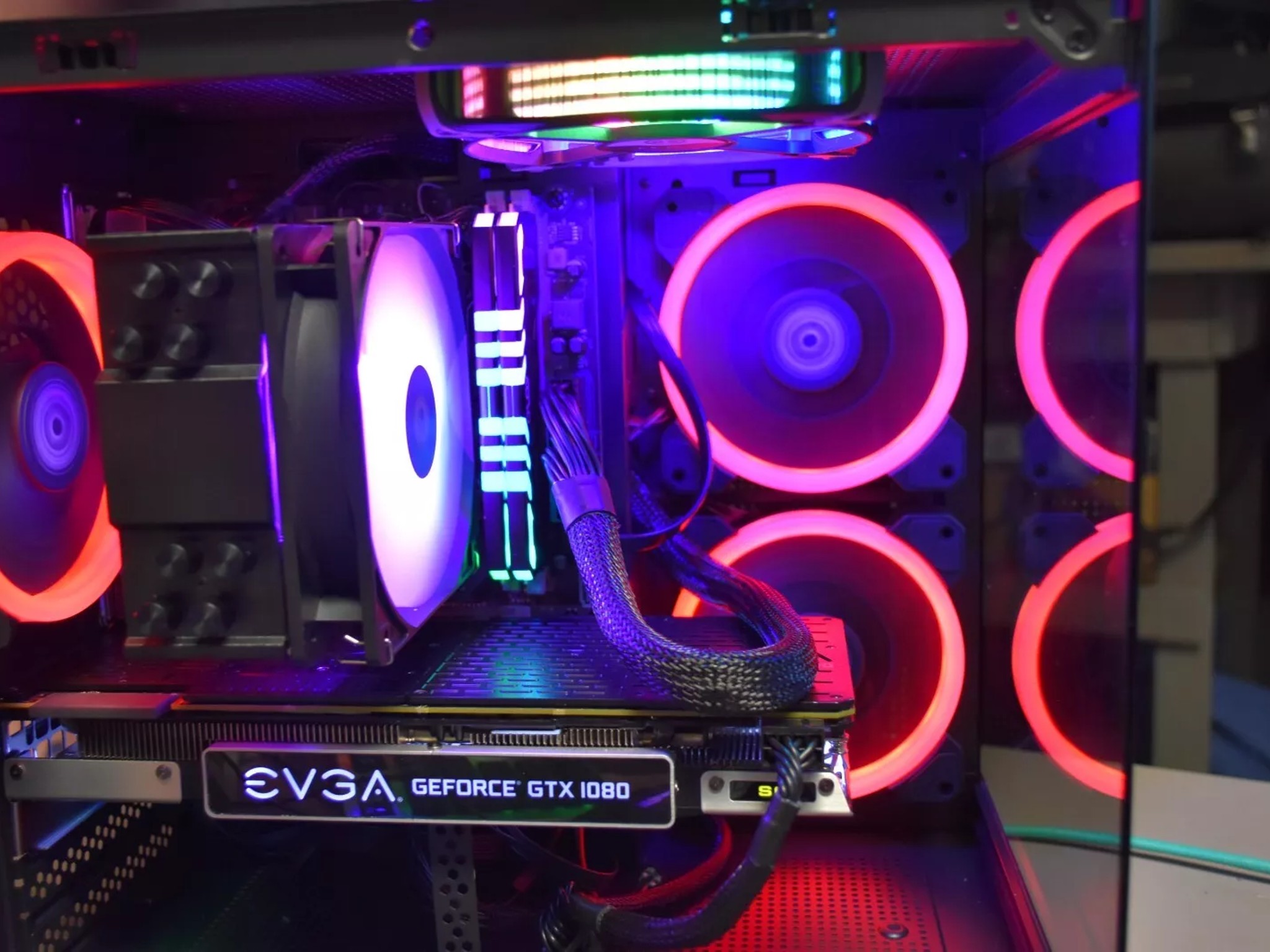 Gaming PC Intel I 5 9400 16 GB of RAM RGB GPU 1080 8 GB 1TB NVME+ 500GB HHD Custom built