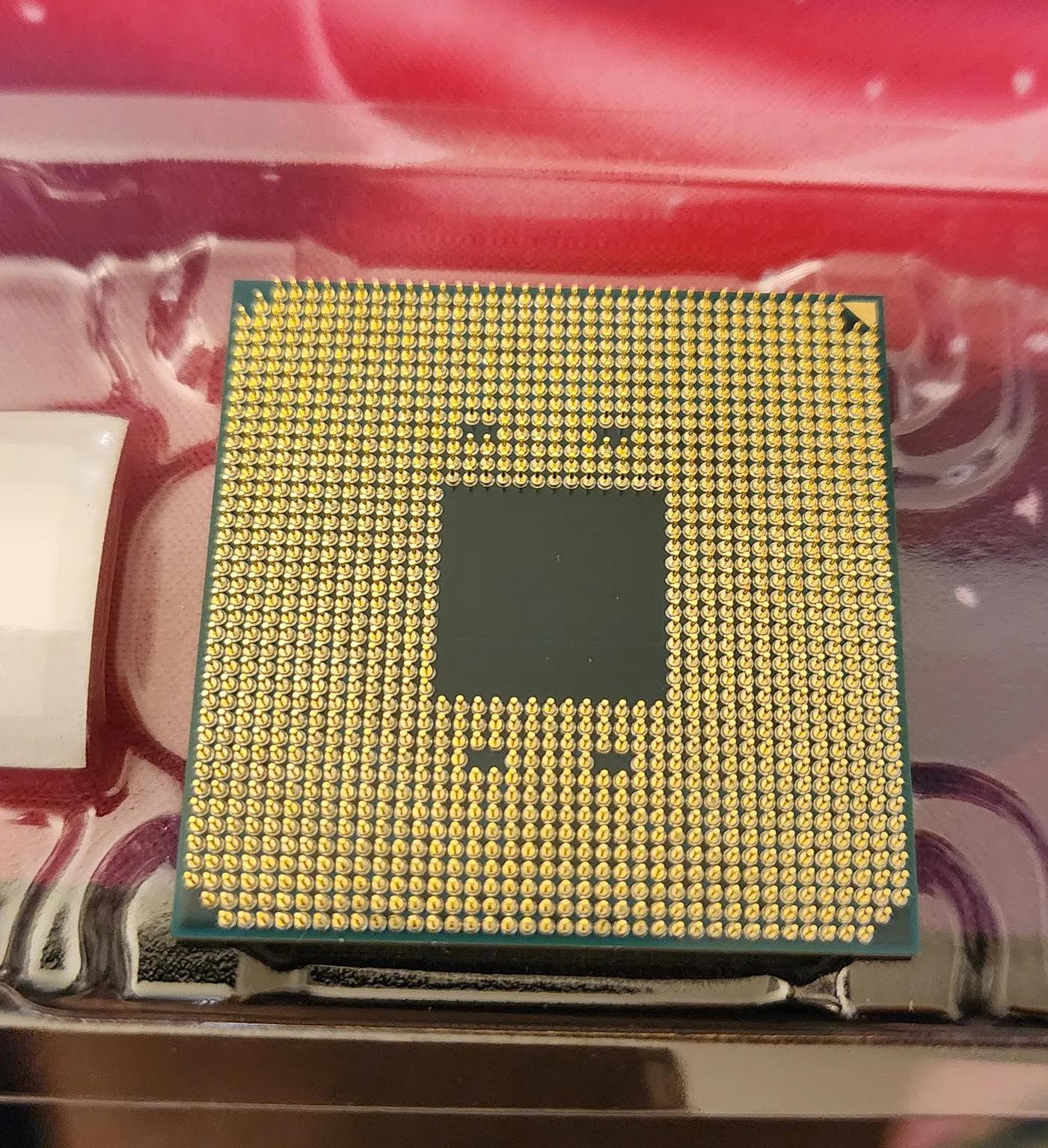 For Sale Used AMD Ryzen7 3700x like new