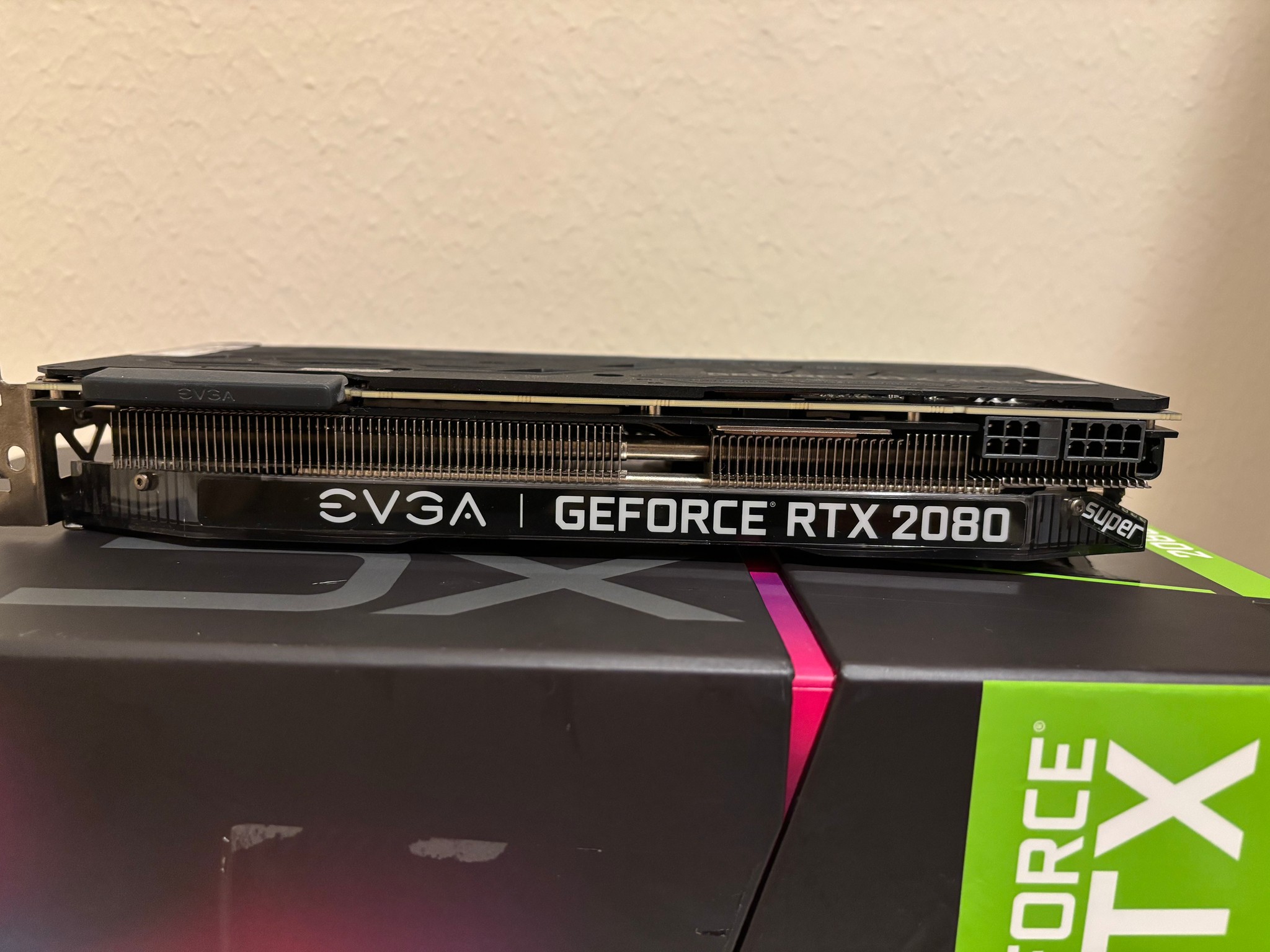 EVGA GeForce RTX 2080 SUPER BLACK GAMING 08G-P4-3081-KR 8GB GDDR6