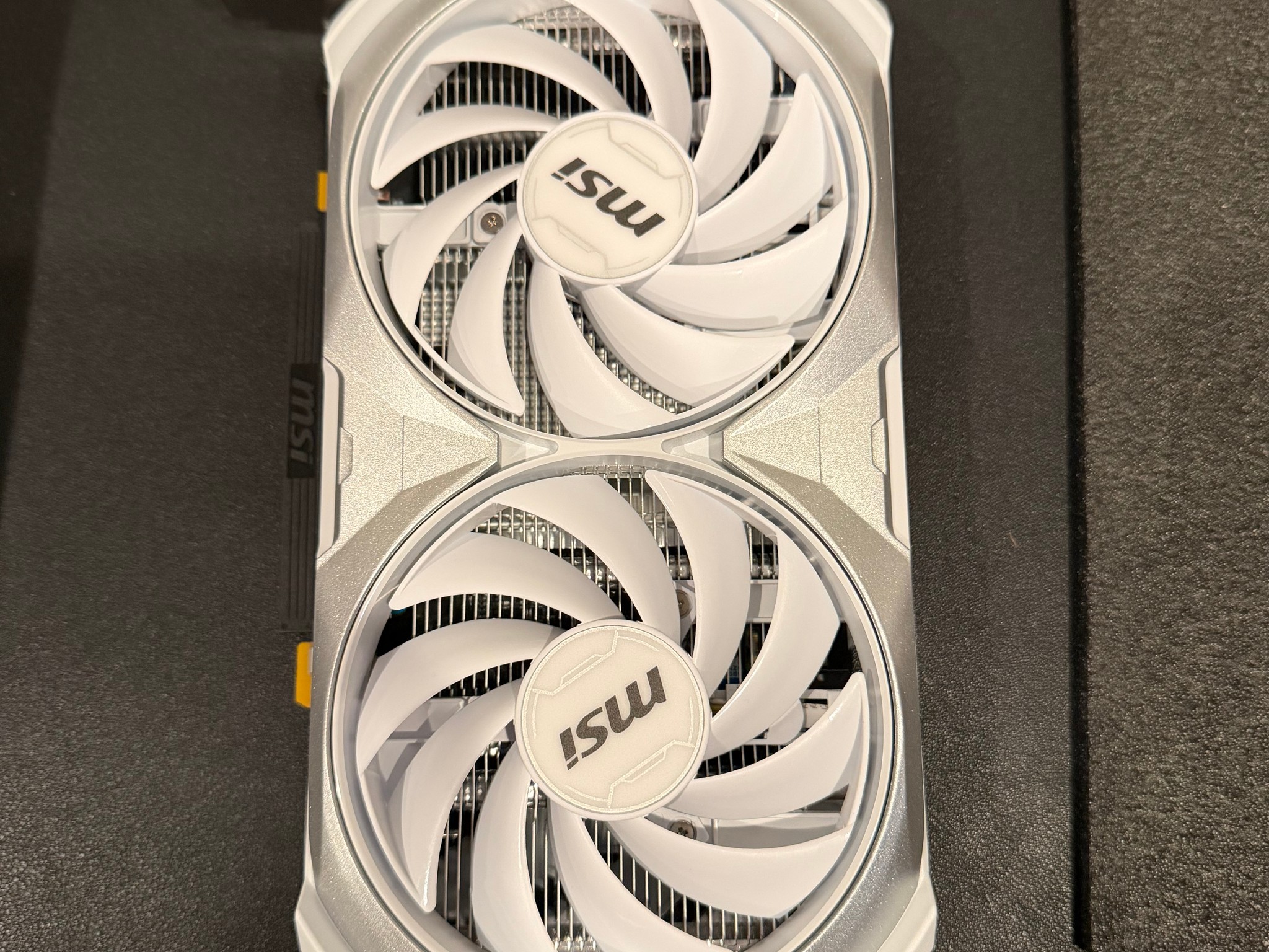 RTX 4060 Ventus 2x White 8G OC