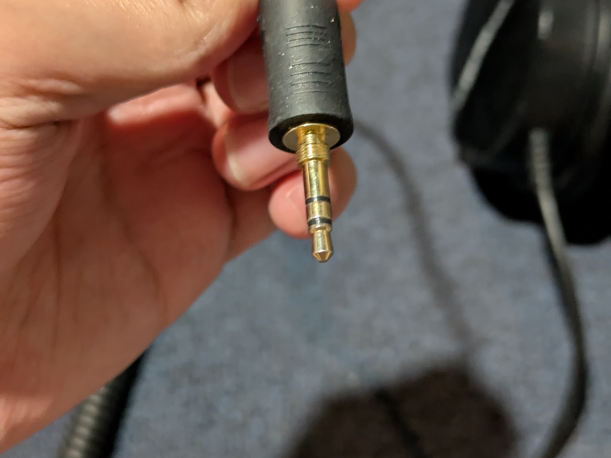 DT 990 Pro 250 Ohm Headphones