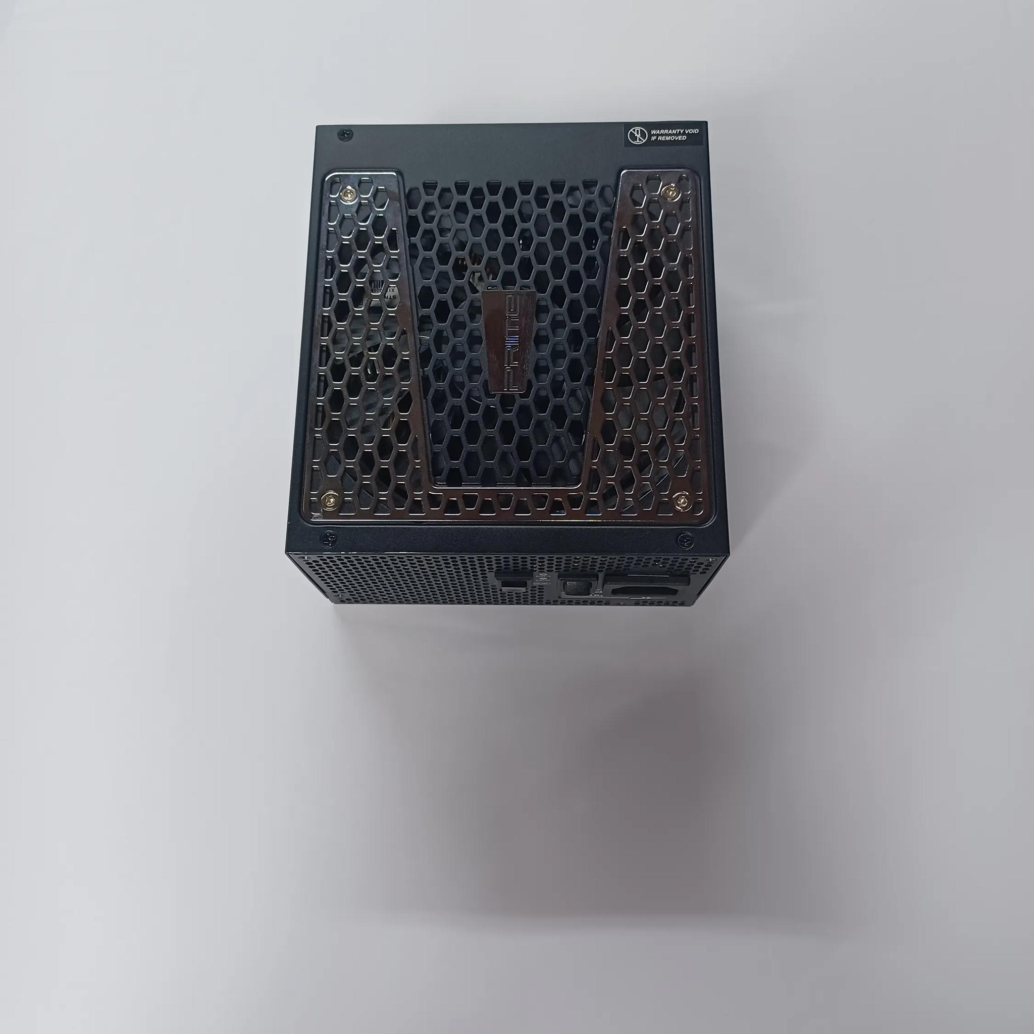 Seasonic 750 W 80+ Titainium power supply