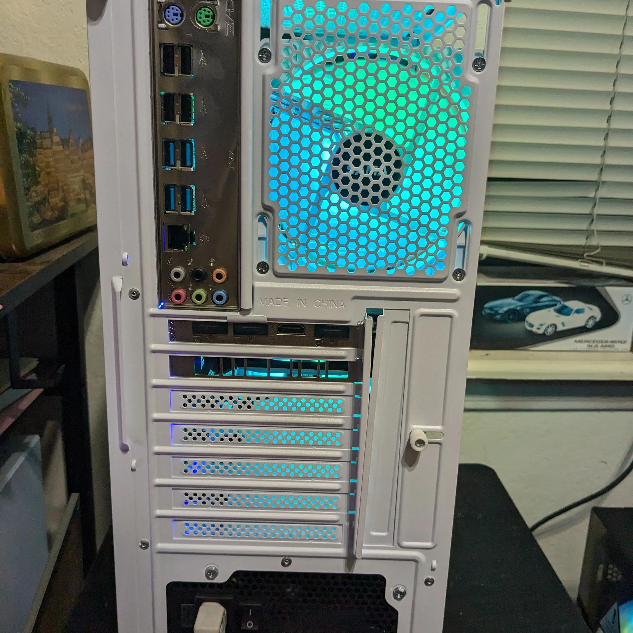 FREE SHIP|| 8 Core Intel Xeon, 16GB RAM, GTX 1660 SUPER 6GB, 512GB SSD, Win10, RGB, Wifi