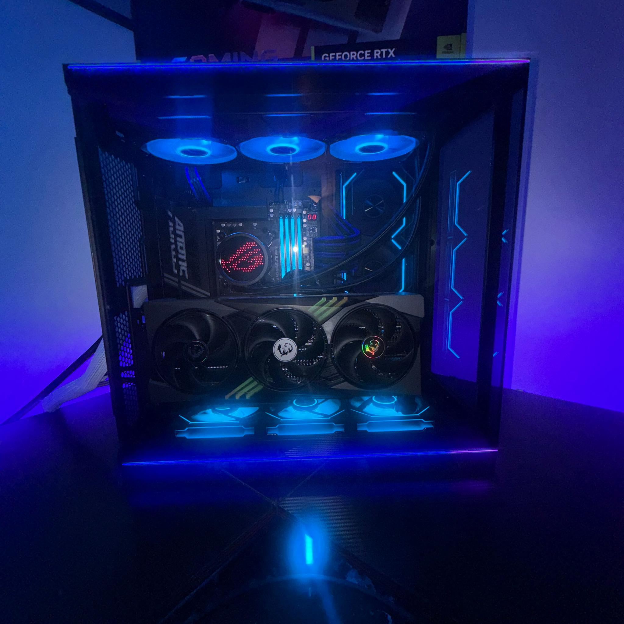 MSI GeForce RTX 5090 32G GAMING TRIO OC - Pristine Condition