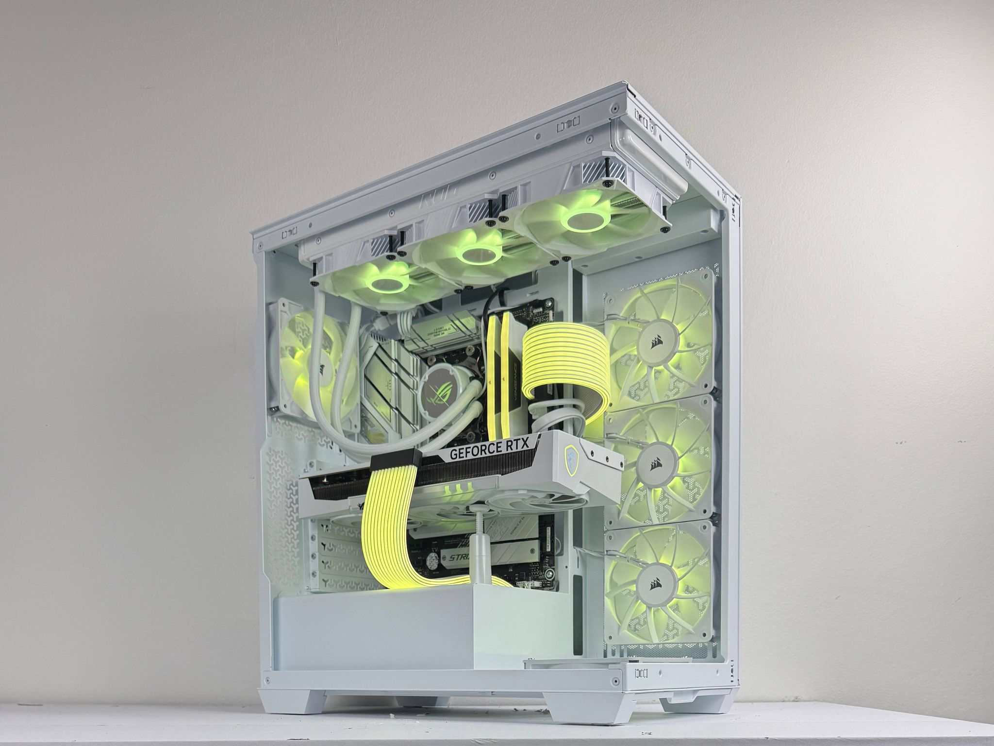 🧊Cryostorm🧊  | 1440p Streaming PC | Ryzen 7 7800X3D | MSI RTX 5070 | 32GB DDR5 6000MHz