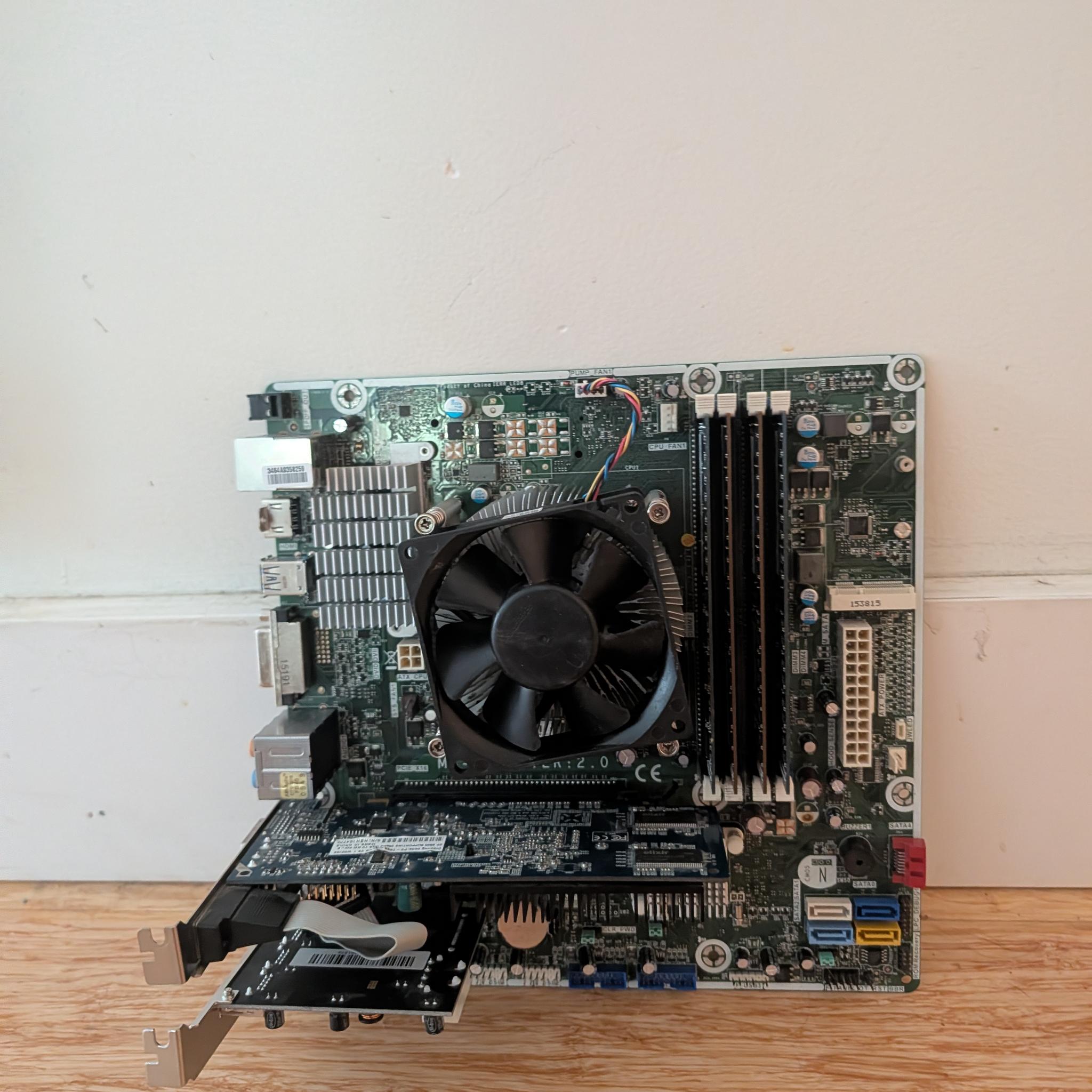 Motherboard Combo| LGA 1150 | I3 4130 | 8GB | GeForce 6500 | USB 3.0 expansion |