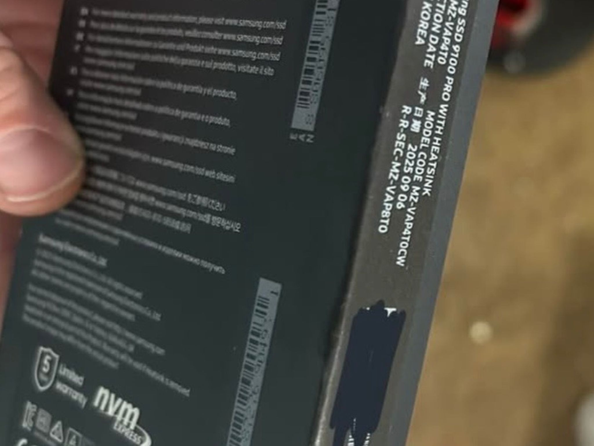 Samsung 4TB 9100 Pro SSD w/ Heatsink